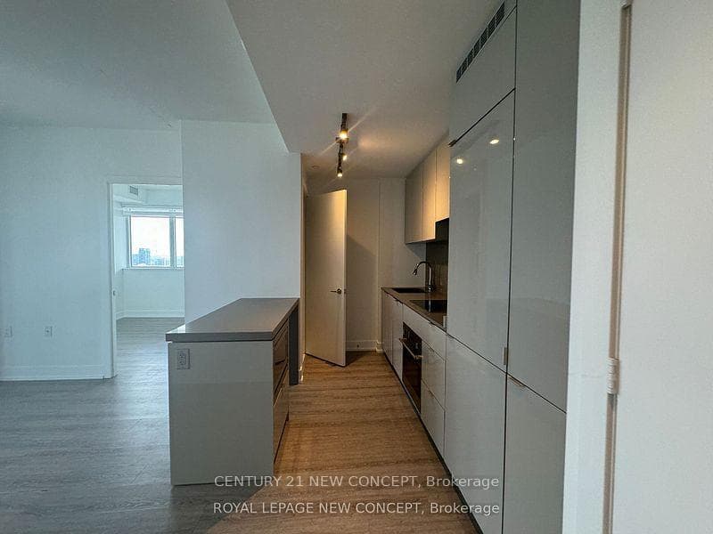 7 Grenville Street Unit 4605 photo 22