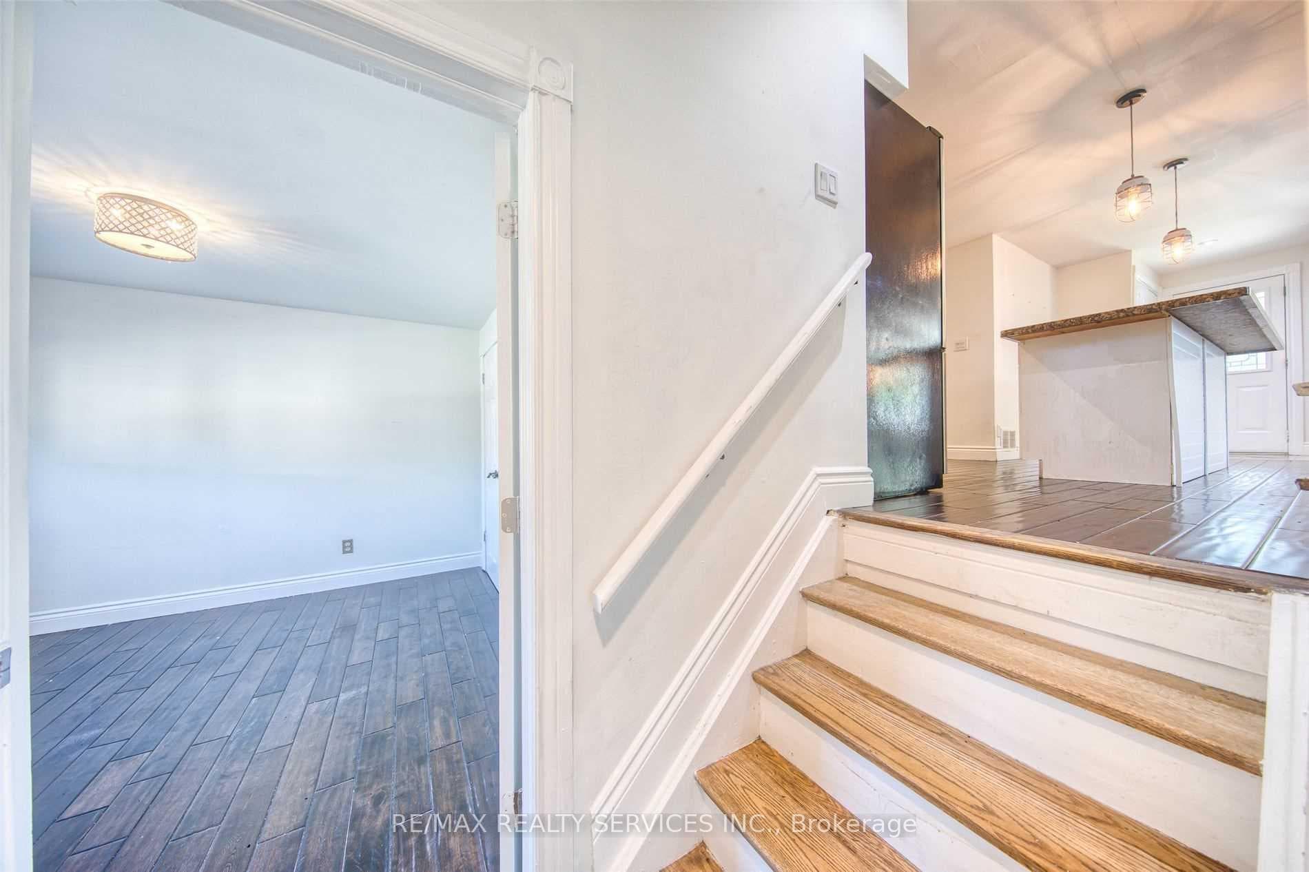 88 Clover Ridge Drive photo 20