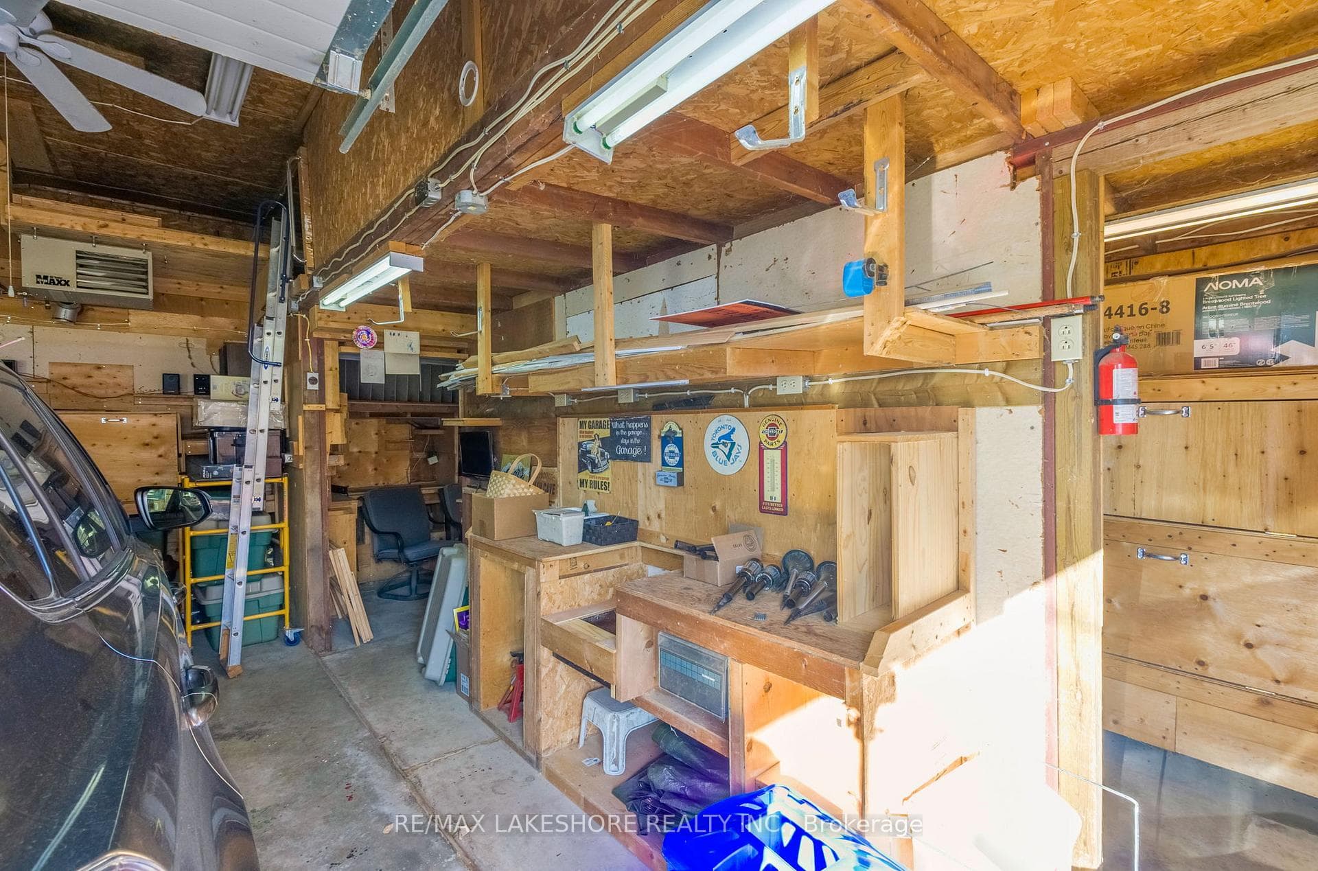 61 Toronto Street photo 27