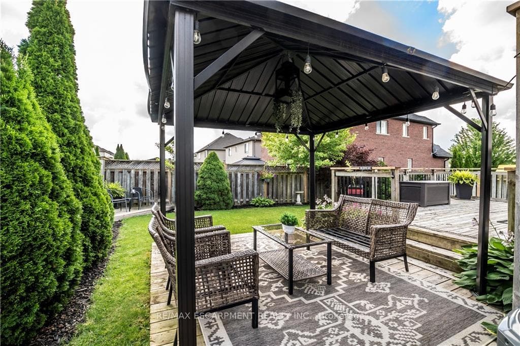 4 FOXMEADOW Drive photo 30