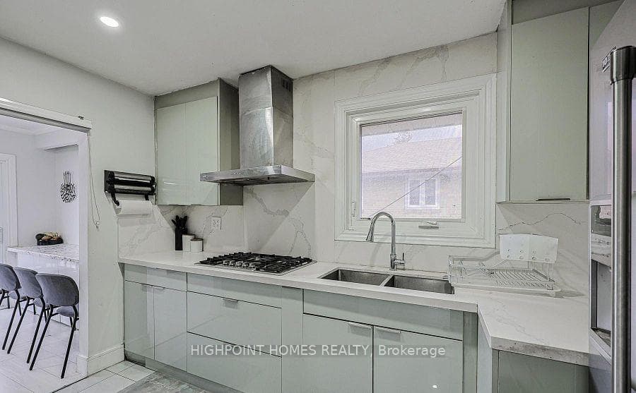 3 Mozart Avenue photo 18