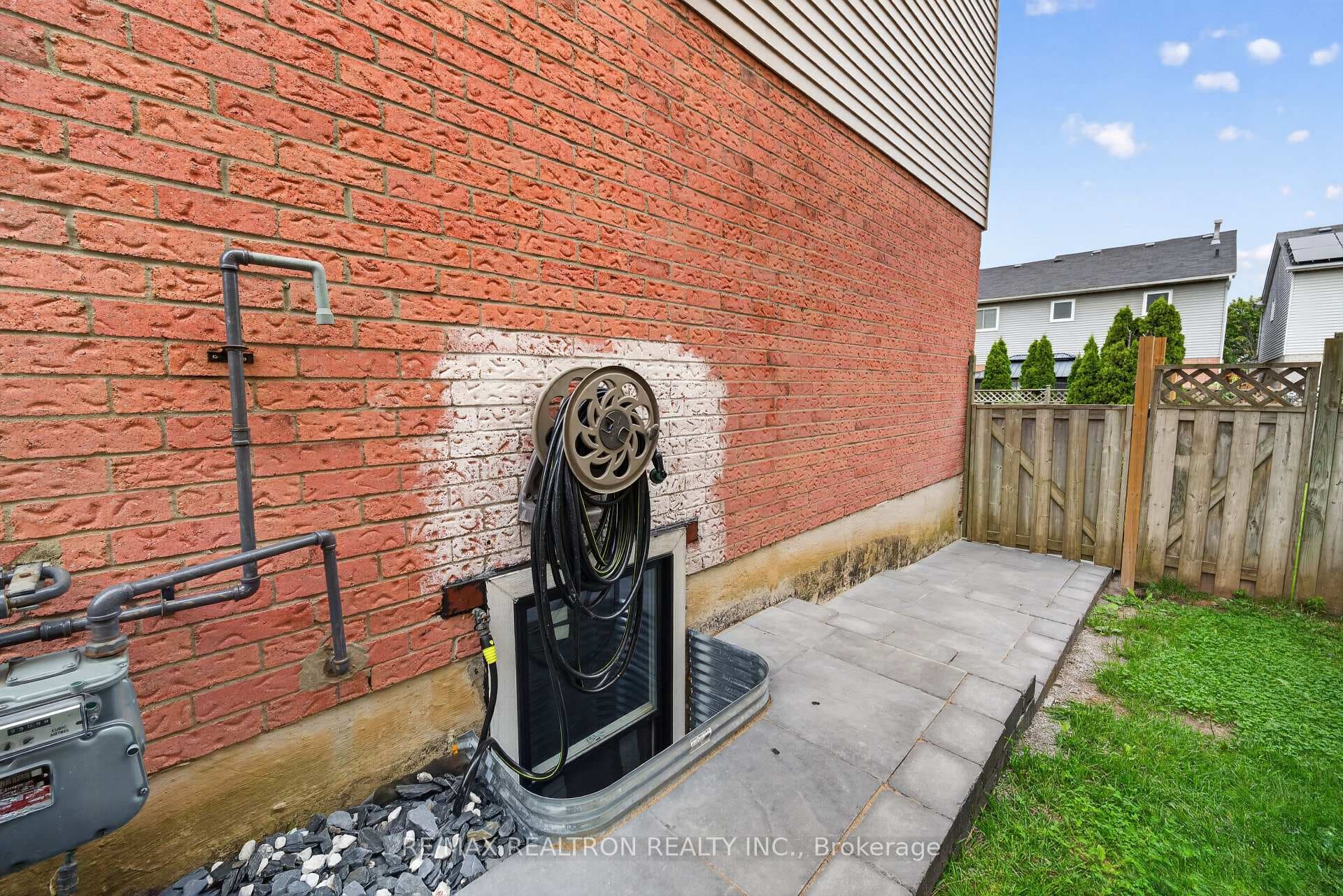 40 Carr Drive photo 25