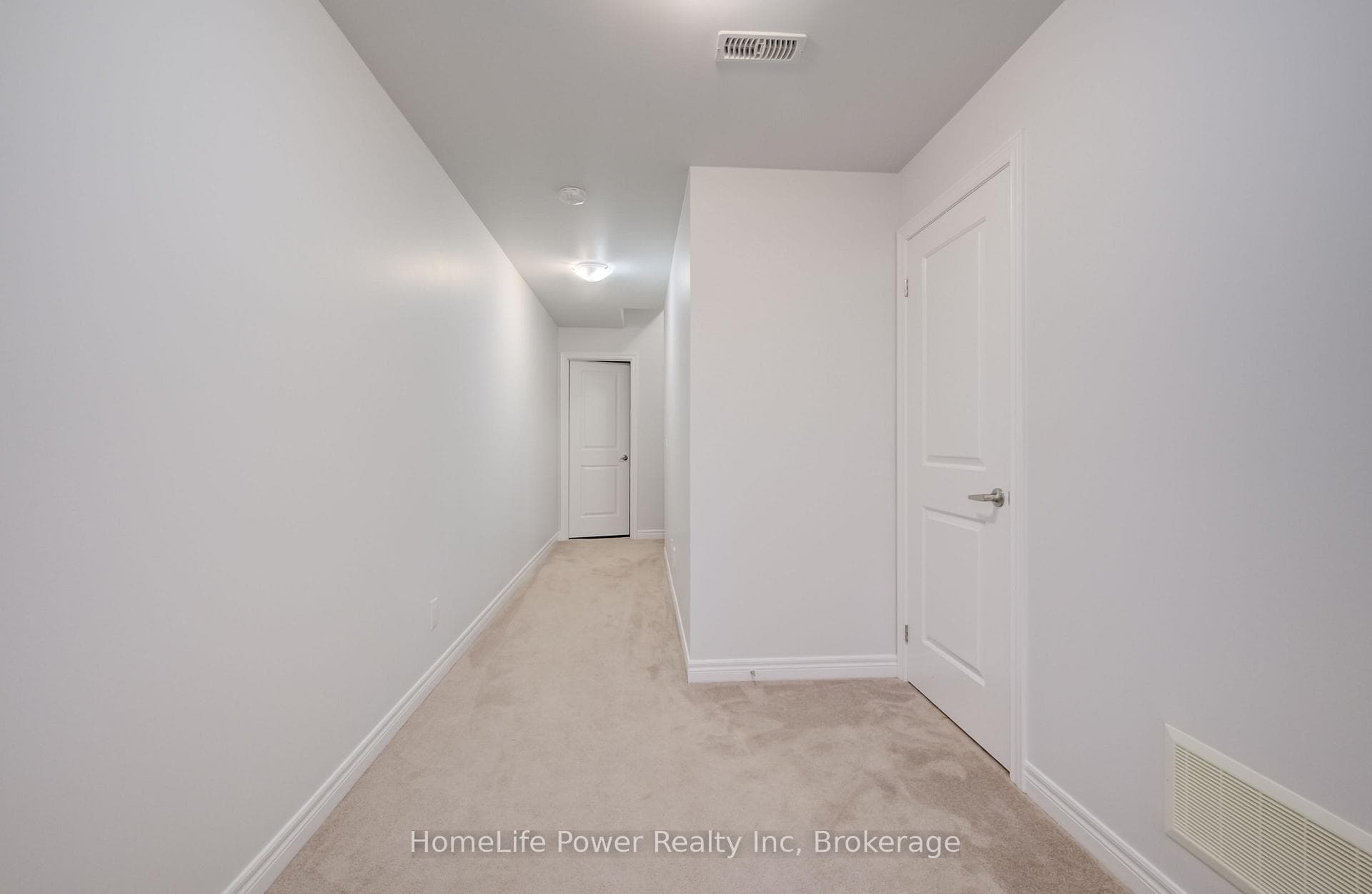 56 Reistwood Drive photo 35
