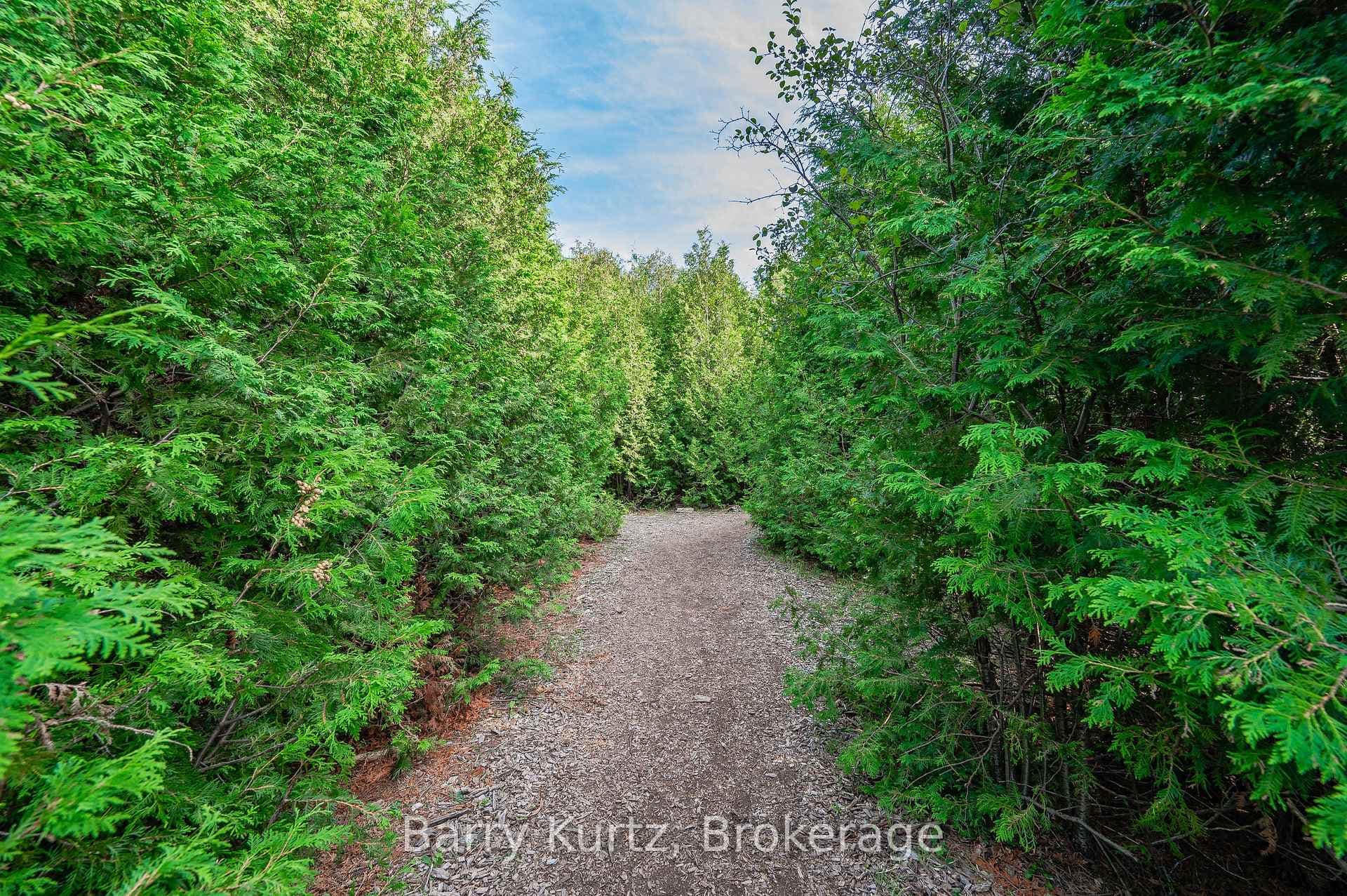 739 Stone Road photo 1