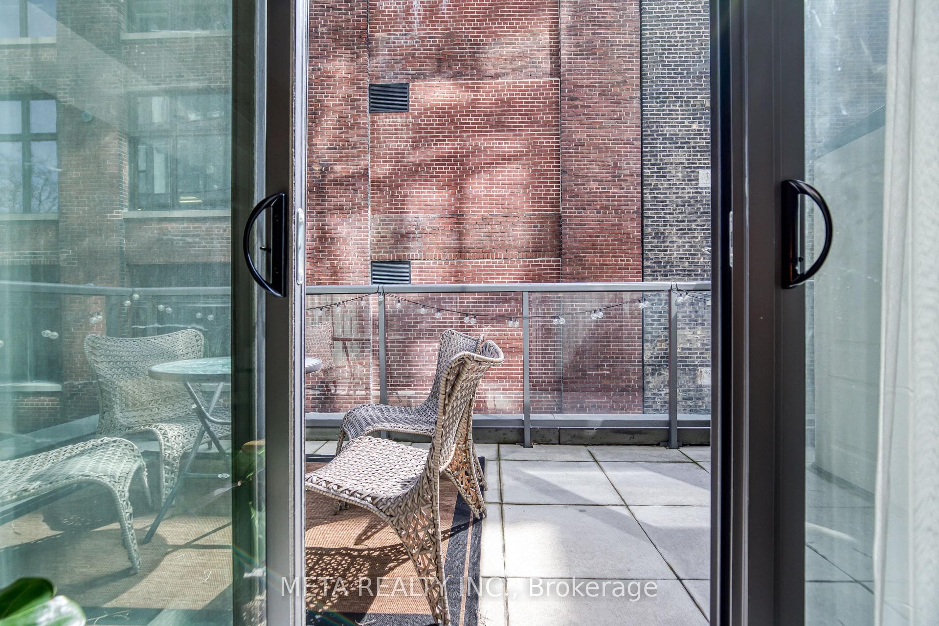 15 Beverley Street Unit 407 photo 28