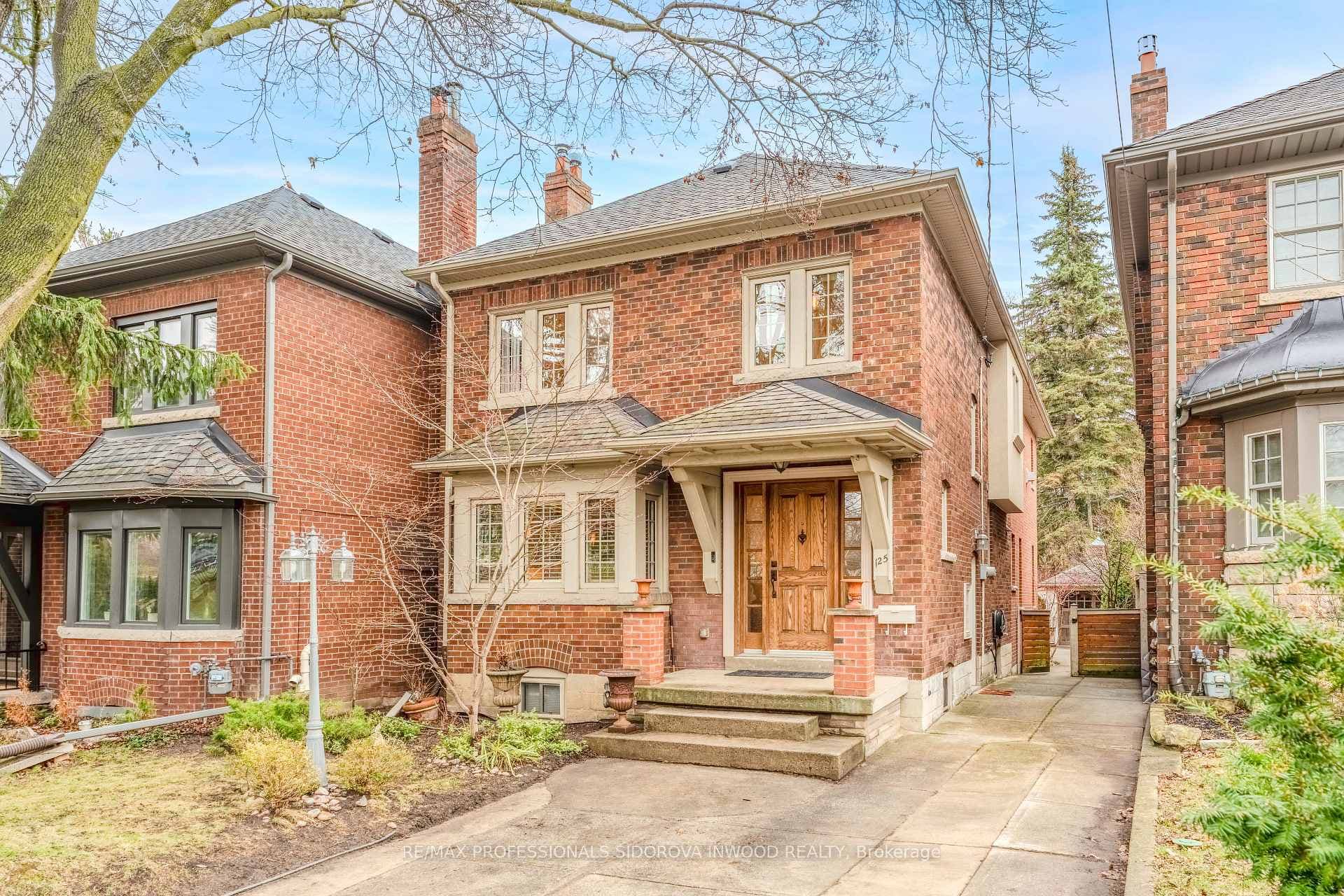 125 Glendonwynne Road photo 1