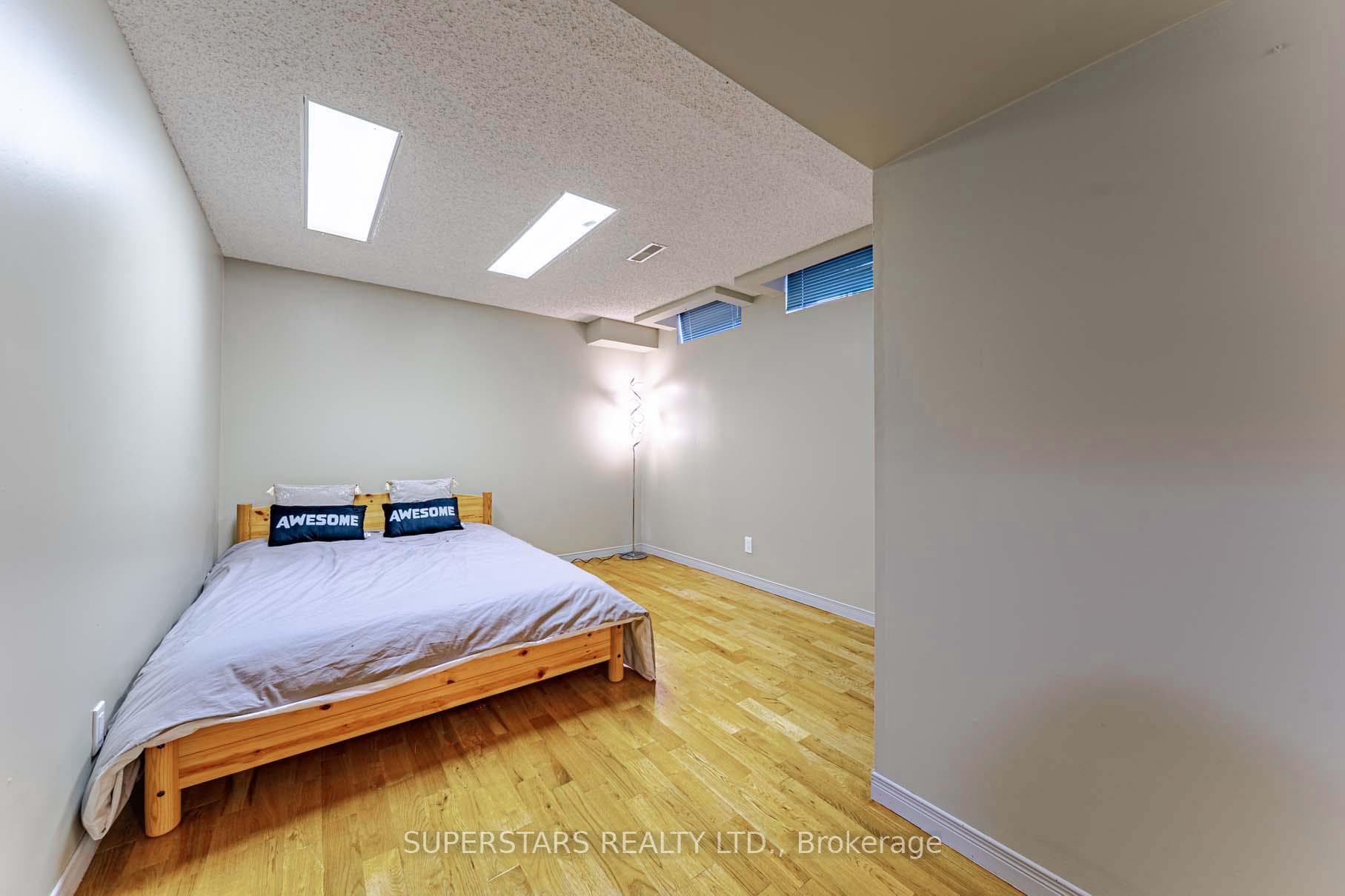 103 New Forest Square photo 37