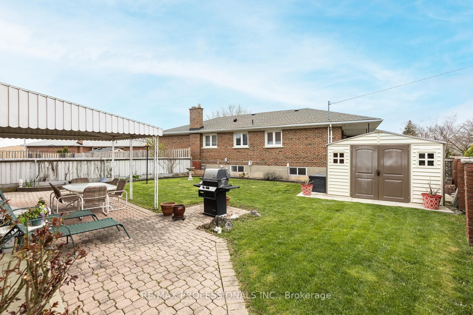 426 Renforth Drive photo 35