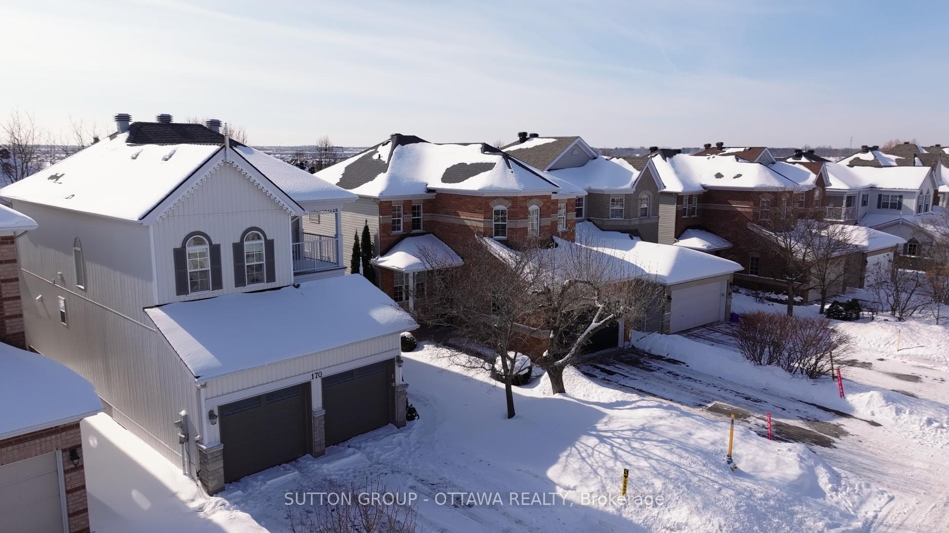 170 Insmill Crescent photo 2