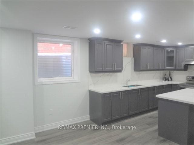 20 Dovehaven Crescent Unit Bsmt photo 6