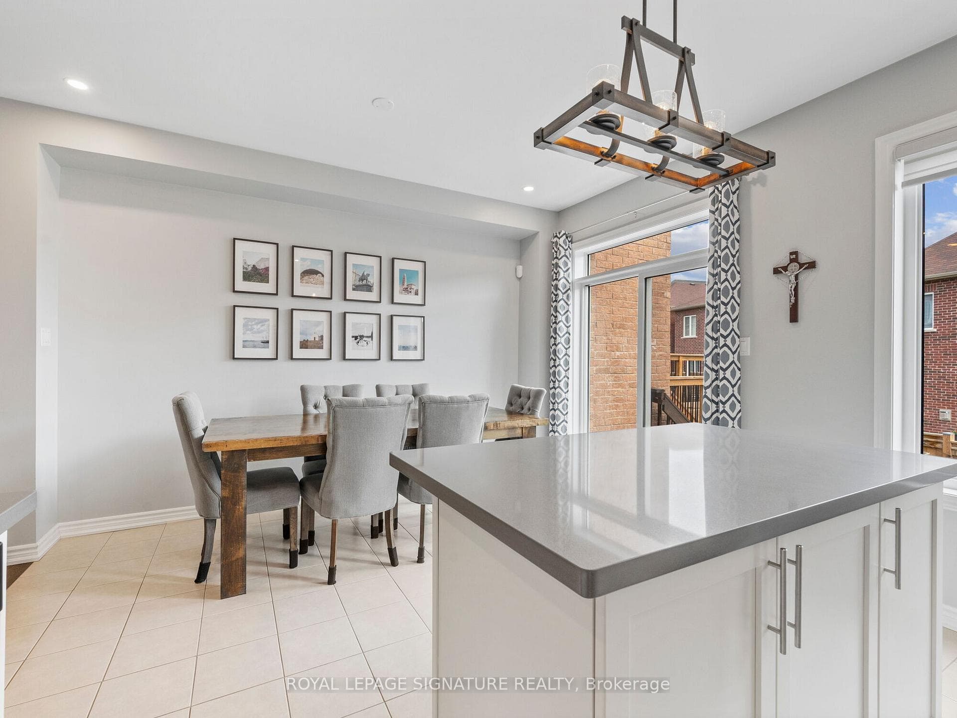 39 Ridgegate Crescent photo 14