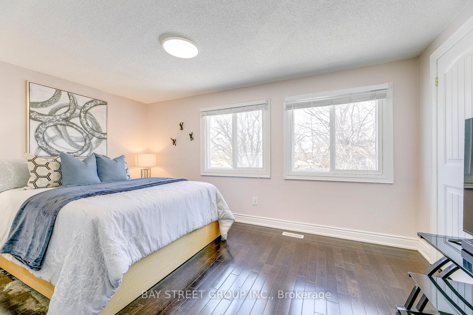 7085 Tamar Mews photo 19