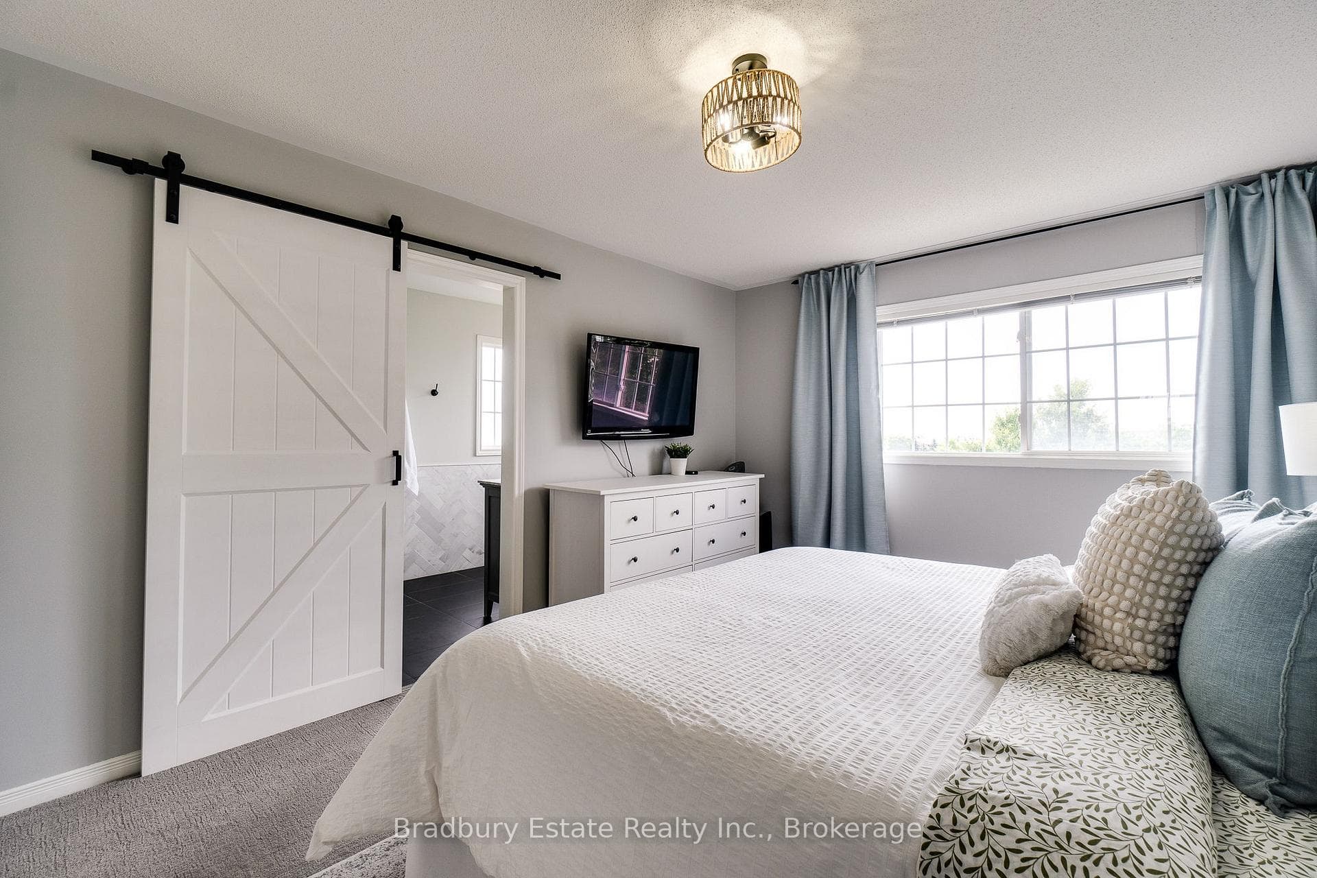 5186 Thornburn Drive photo 24