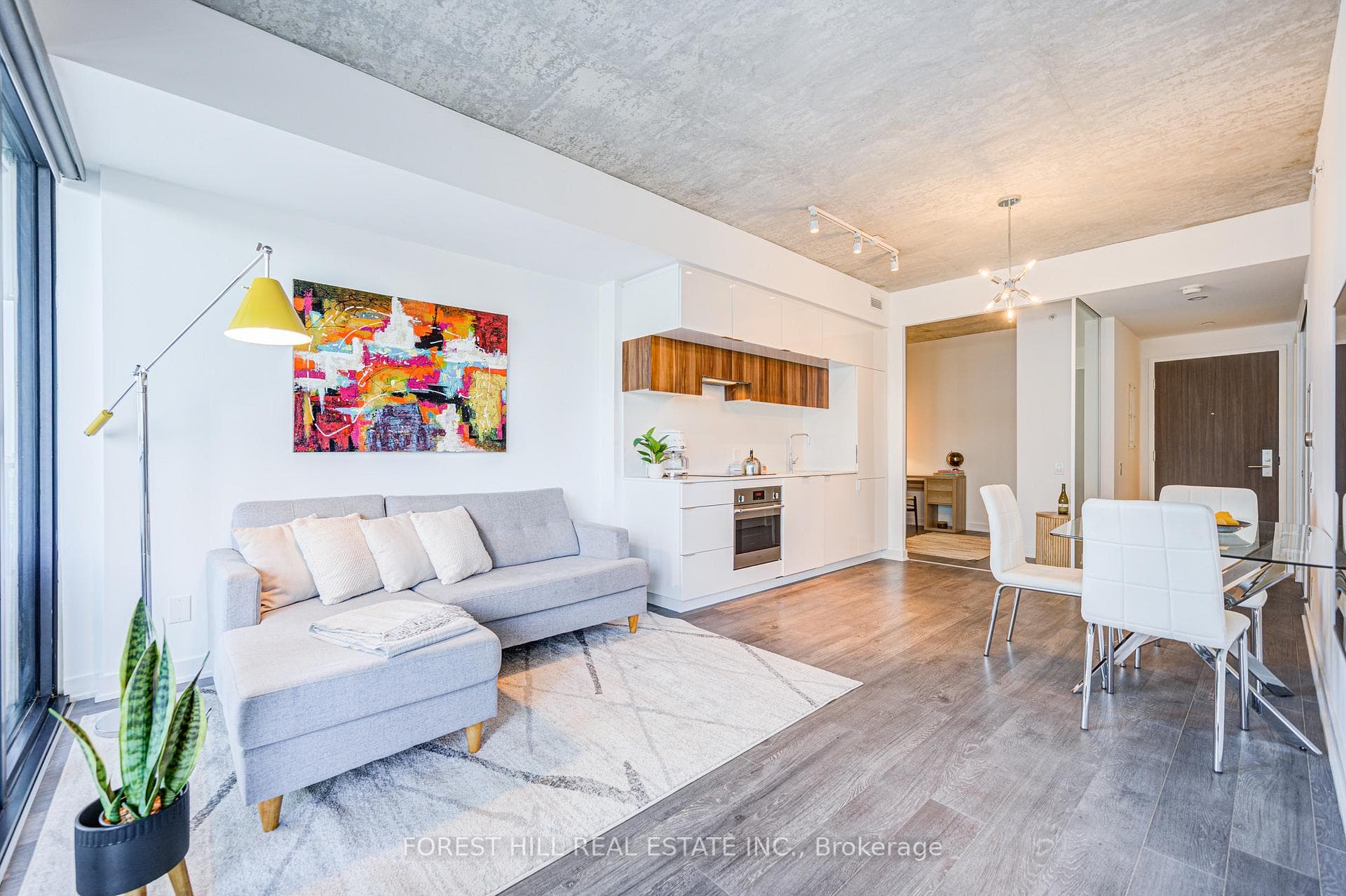 185 Roehampton Avenue Unit 2501 photo 1