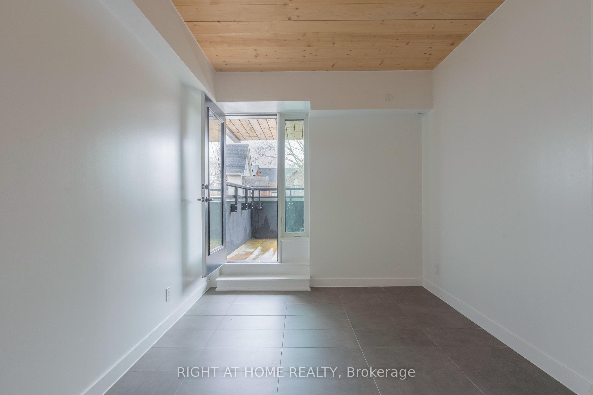 1598 Queen Street Unit 201 photo 6
