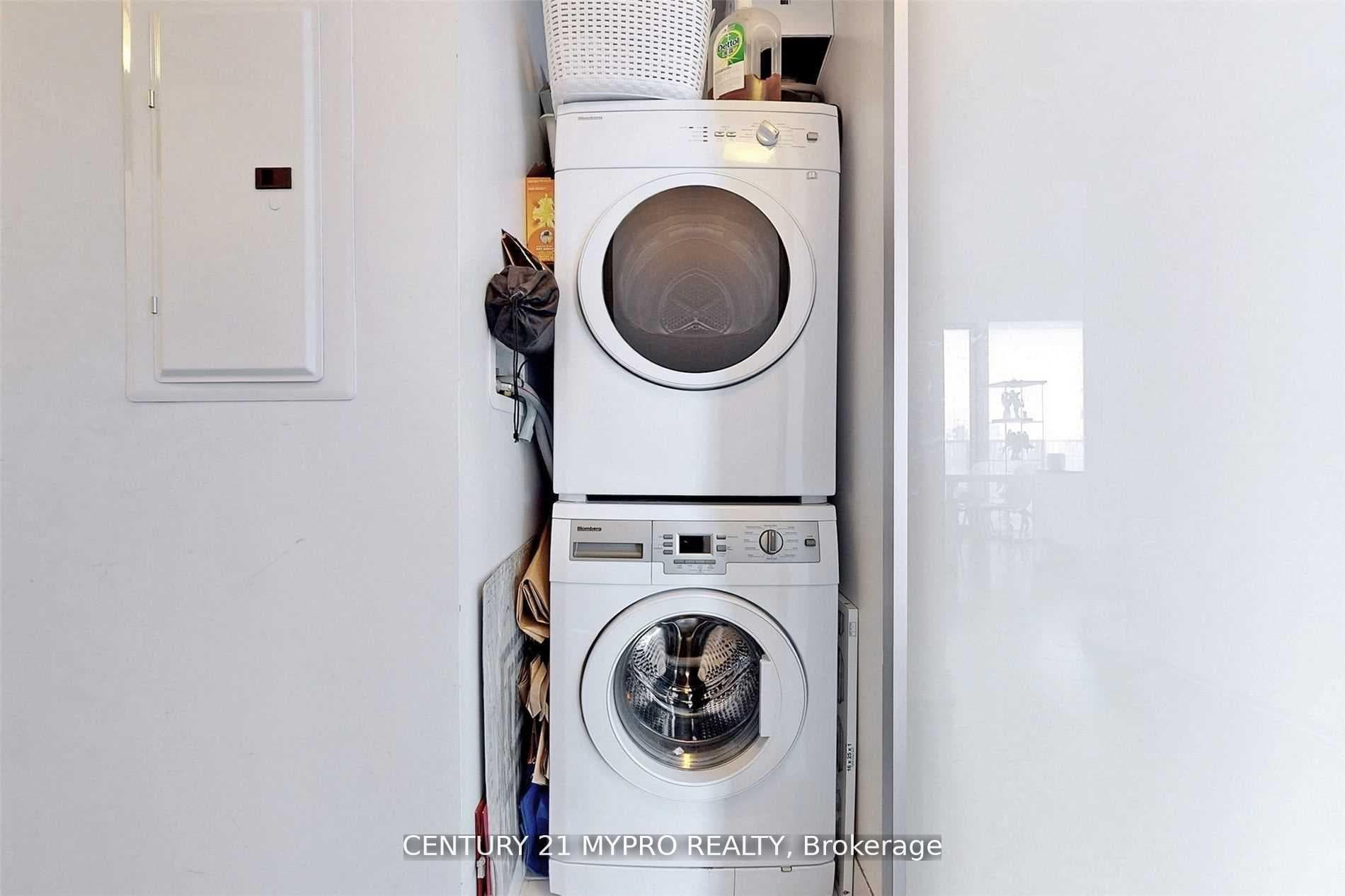 42 Charles Street Unit 3204 photo 14