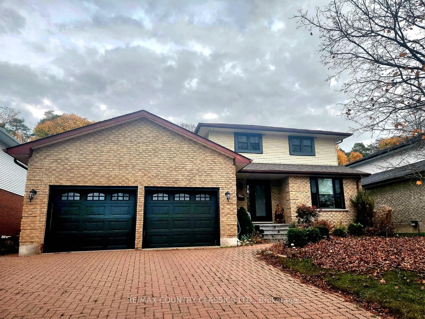 1210 Summit Drive photo 1
