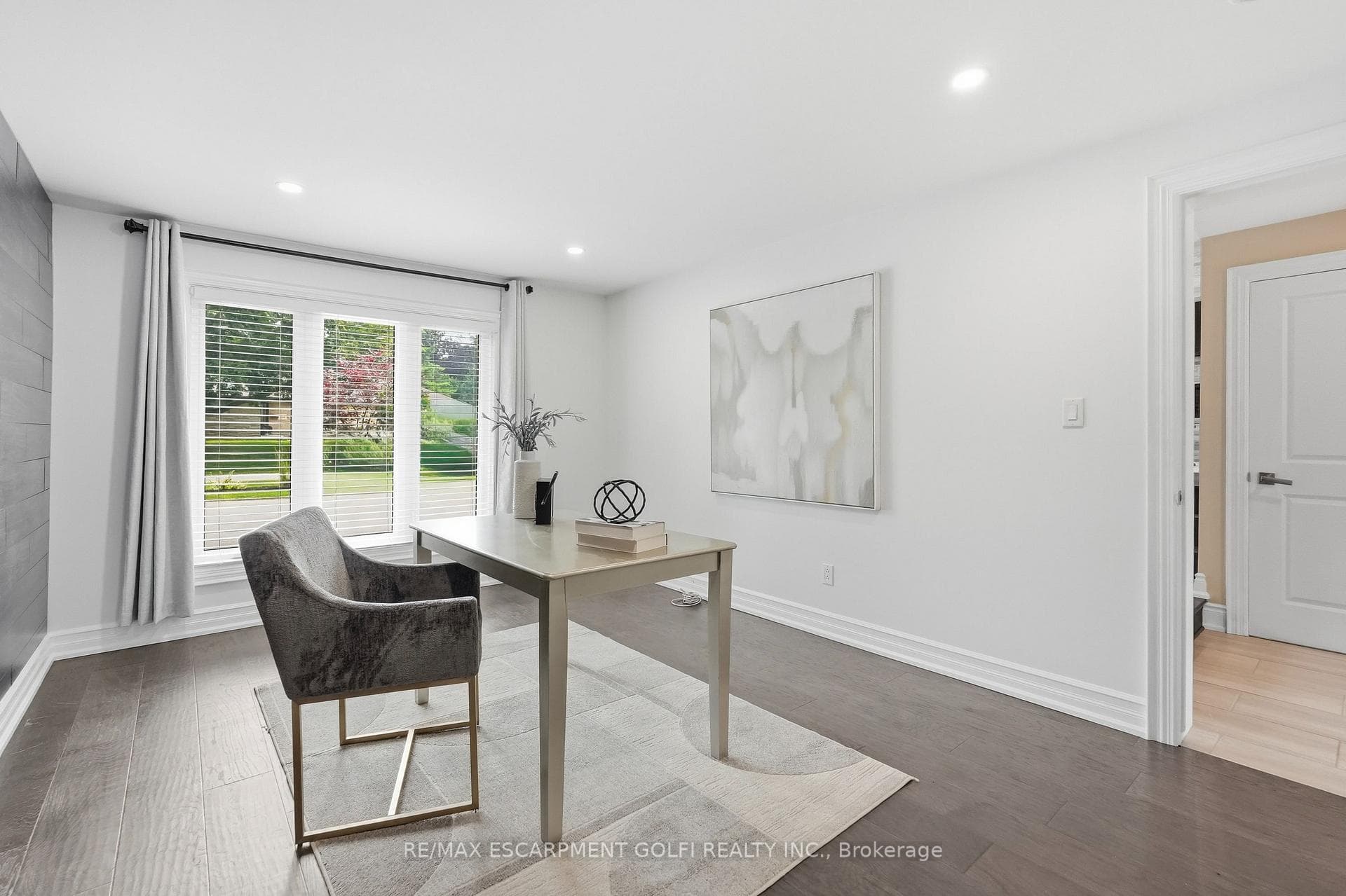 332 Woodworth Drive photo 17