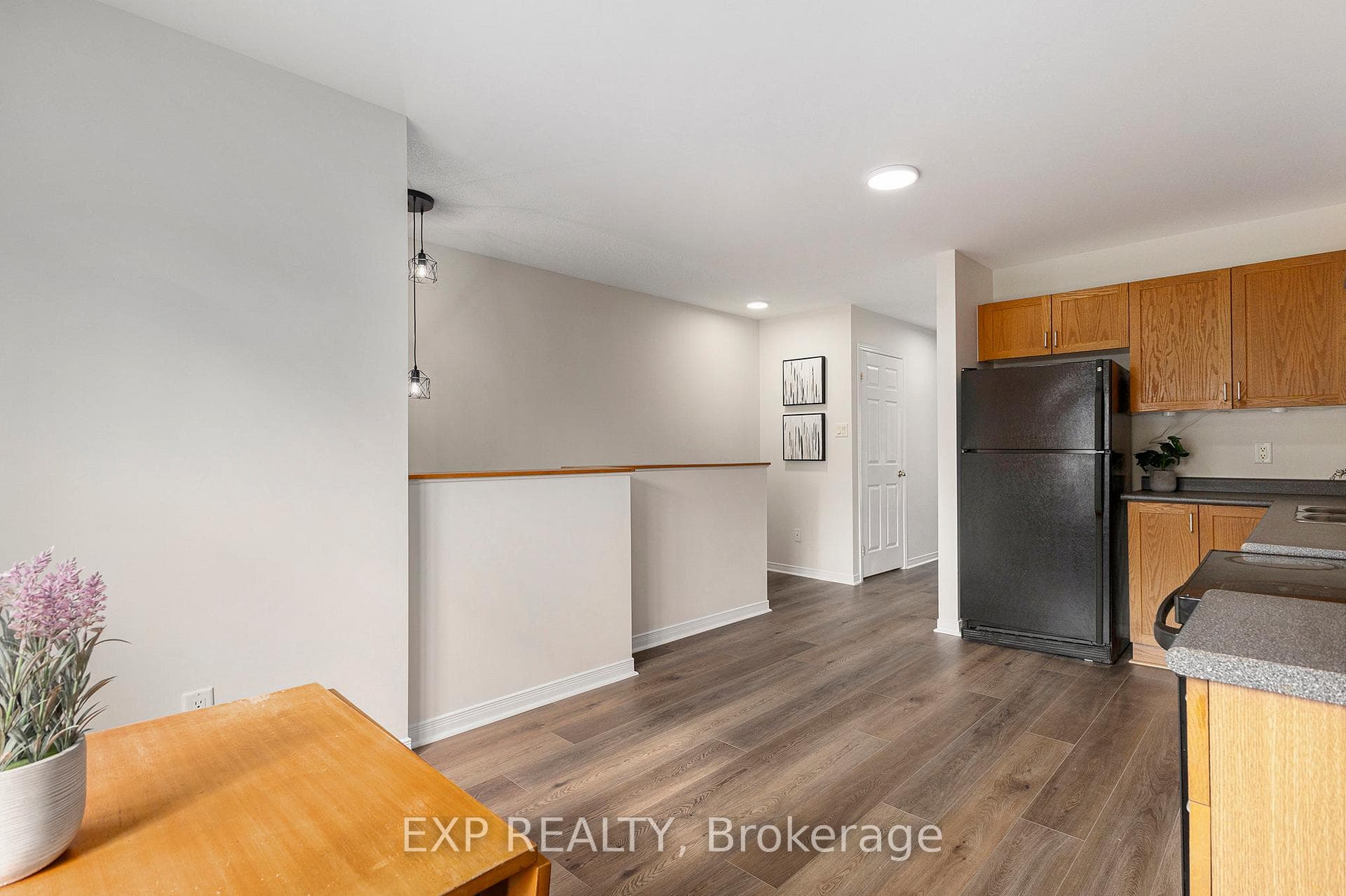 45 Manhattan Crescent photo 13