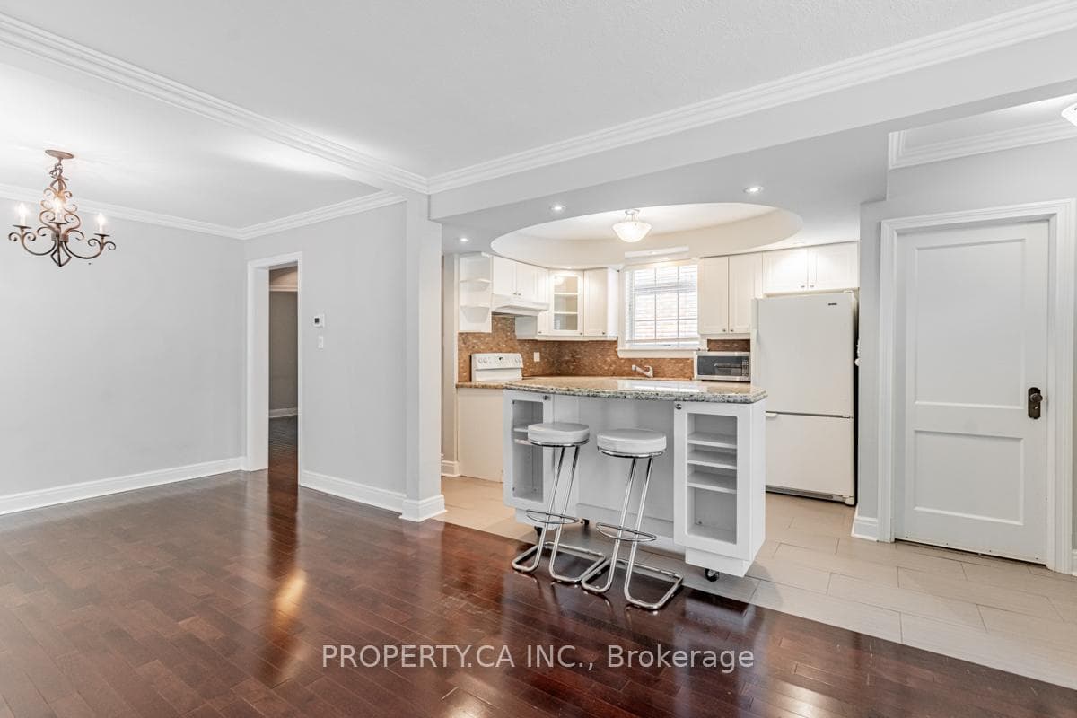 26 Rednor Road Unit Upper photo 9