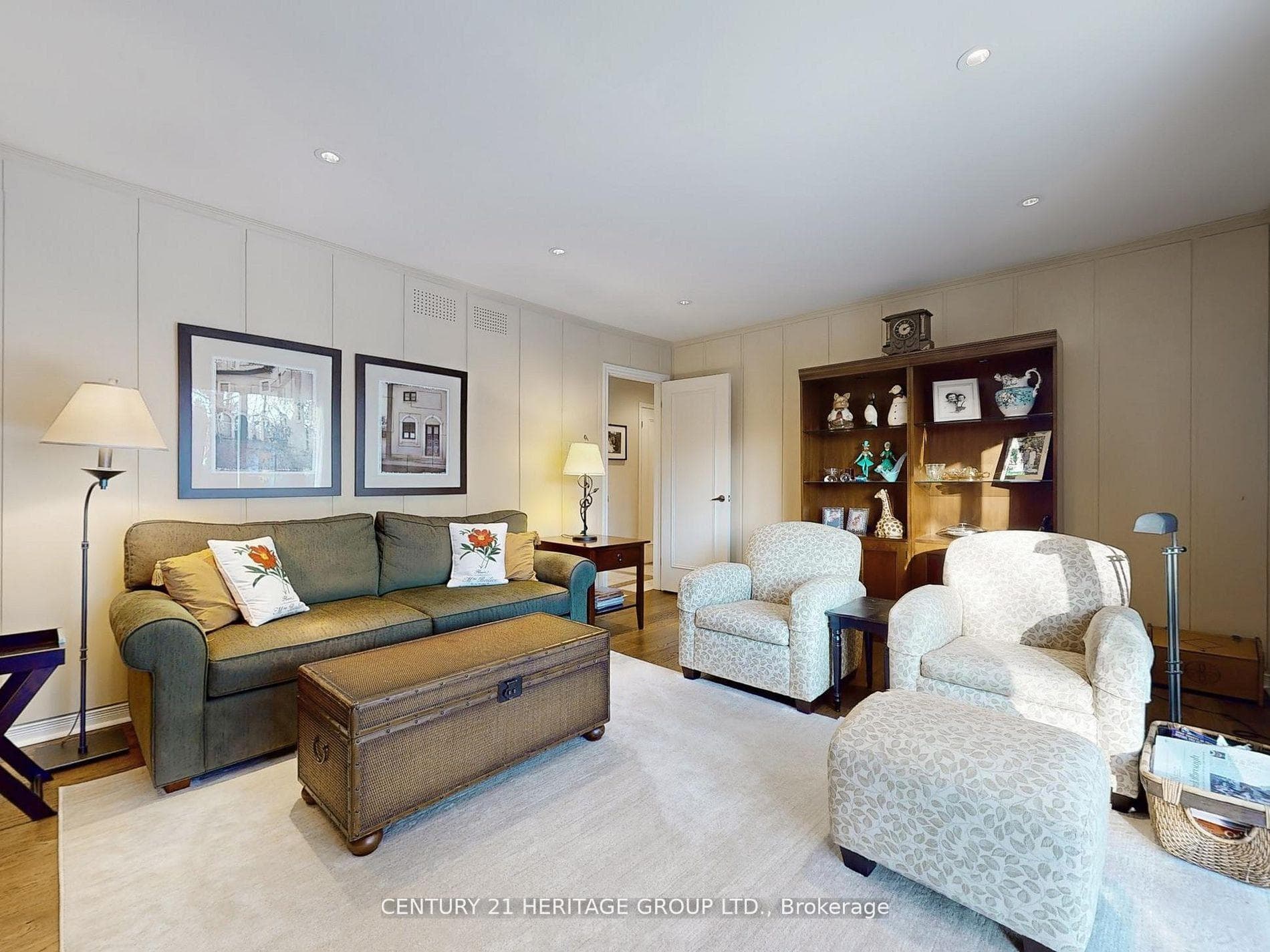 35 Forest Park Crescent photo 11