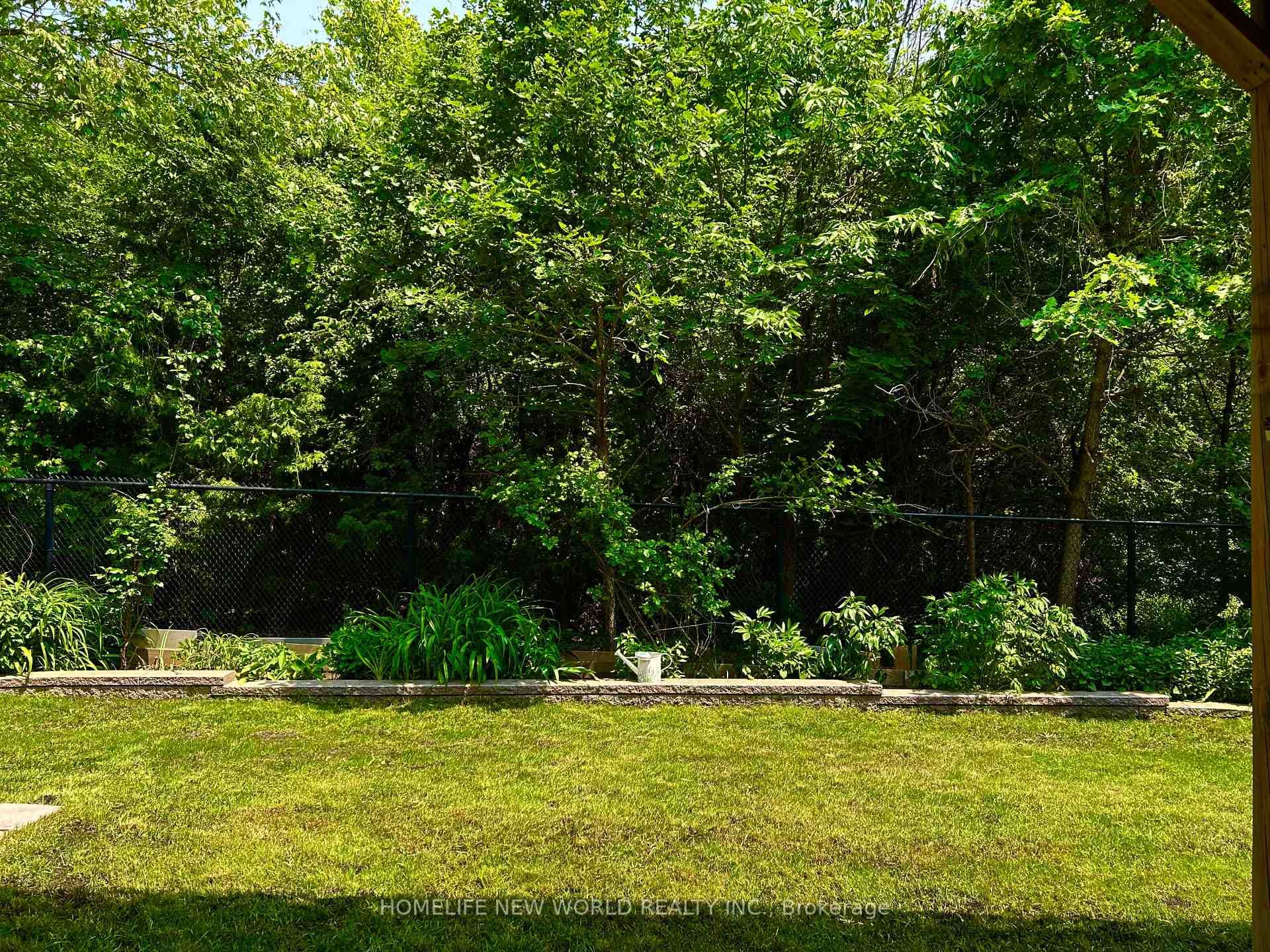 43 Mancini Crescent photo 9