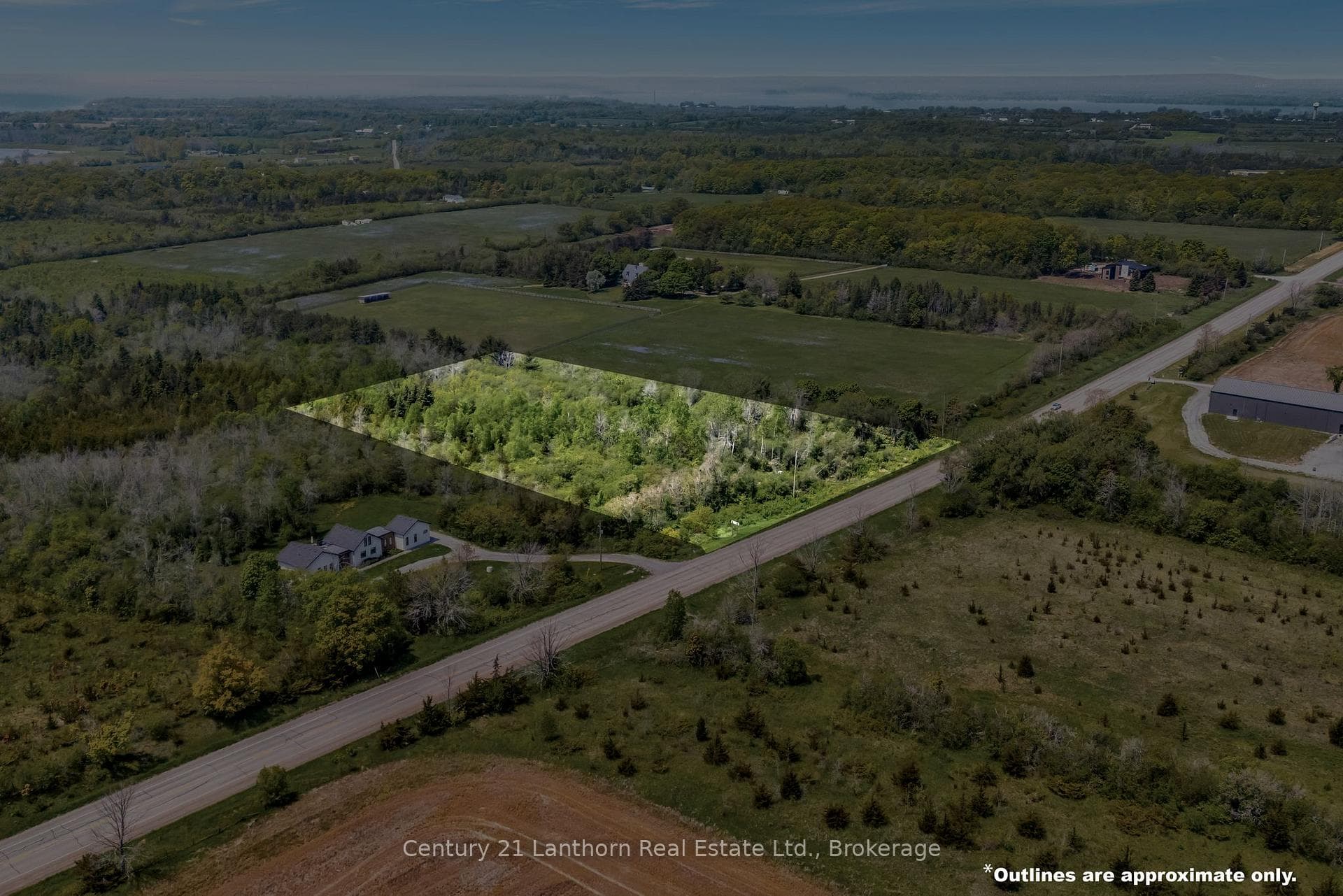 19487 Loyalist Parkway photo 1