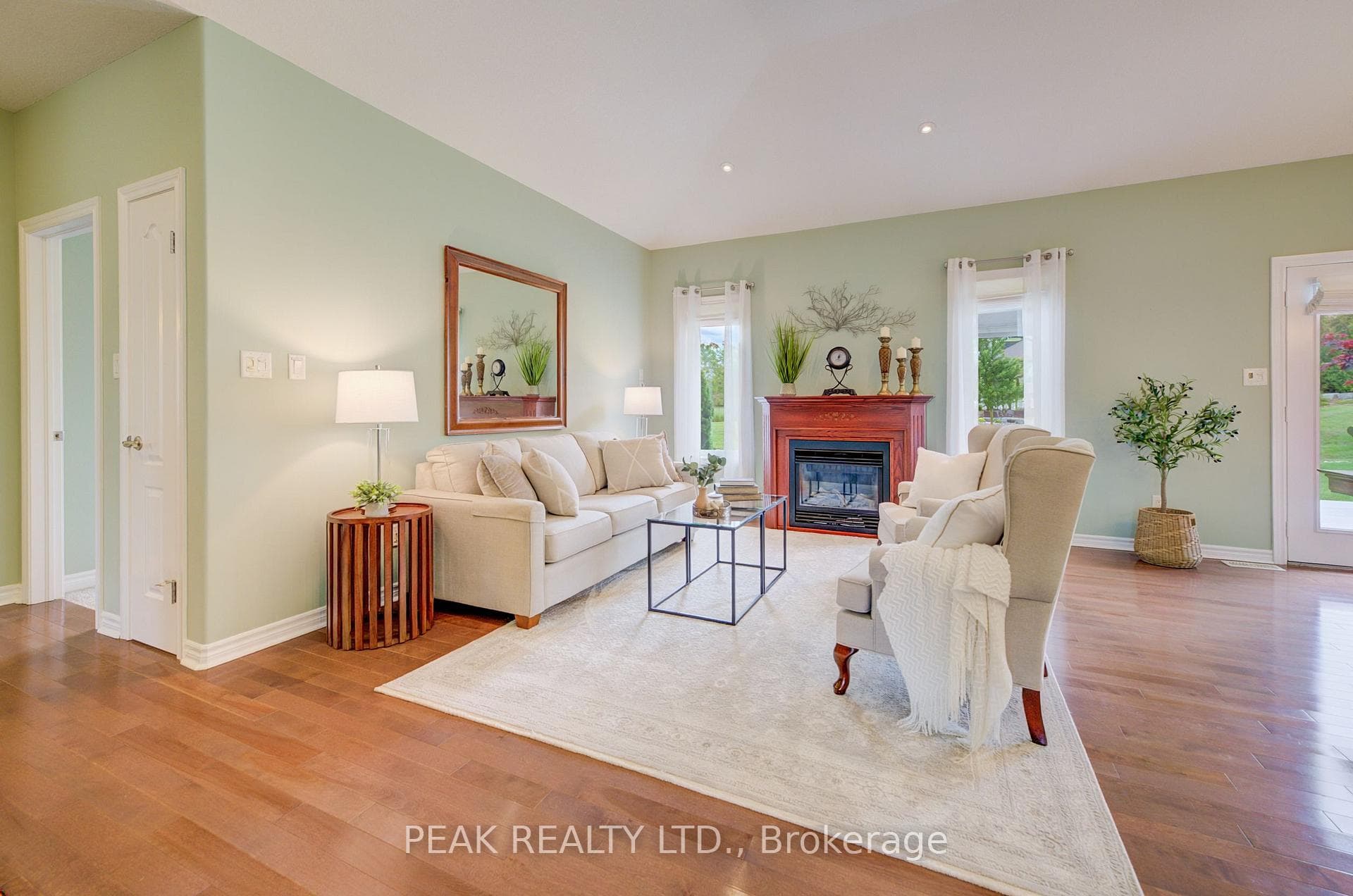 148 Devonshire Drive photo 14