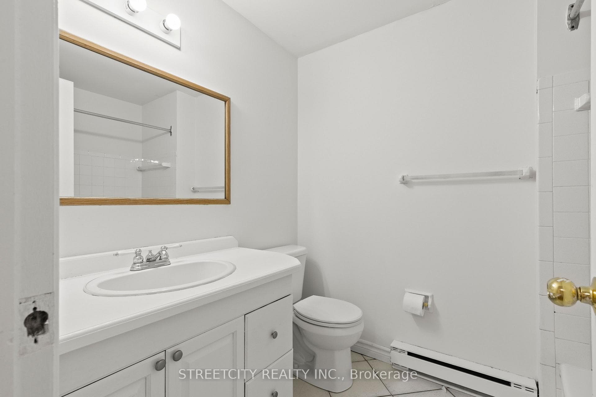 230 Clarke Road Unit 76 photo 16