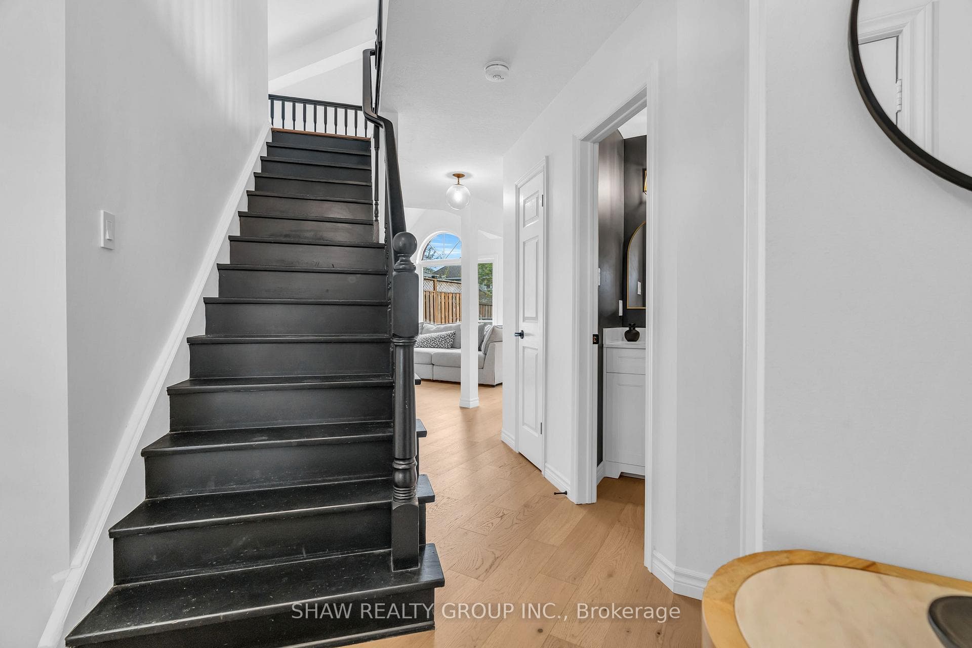 9 Gaw Crescent photo 8