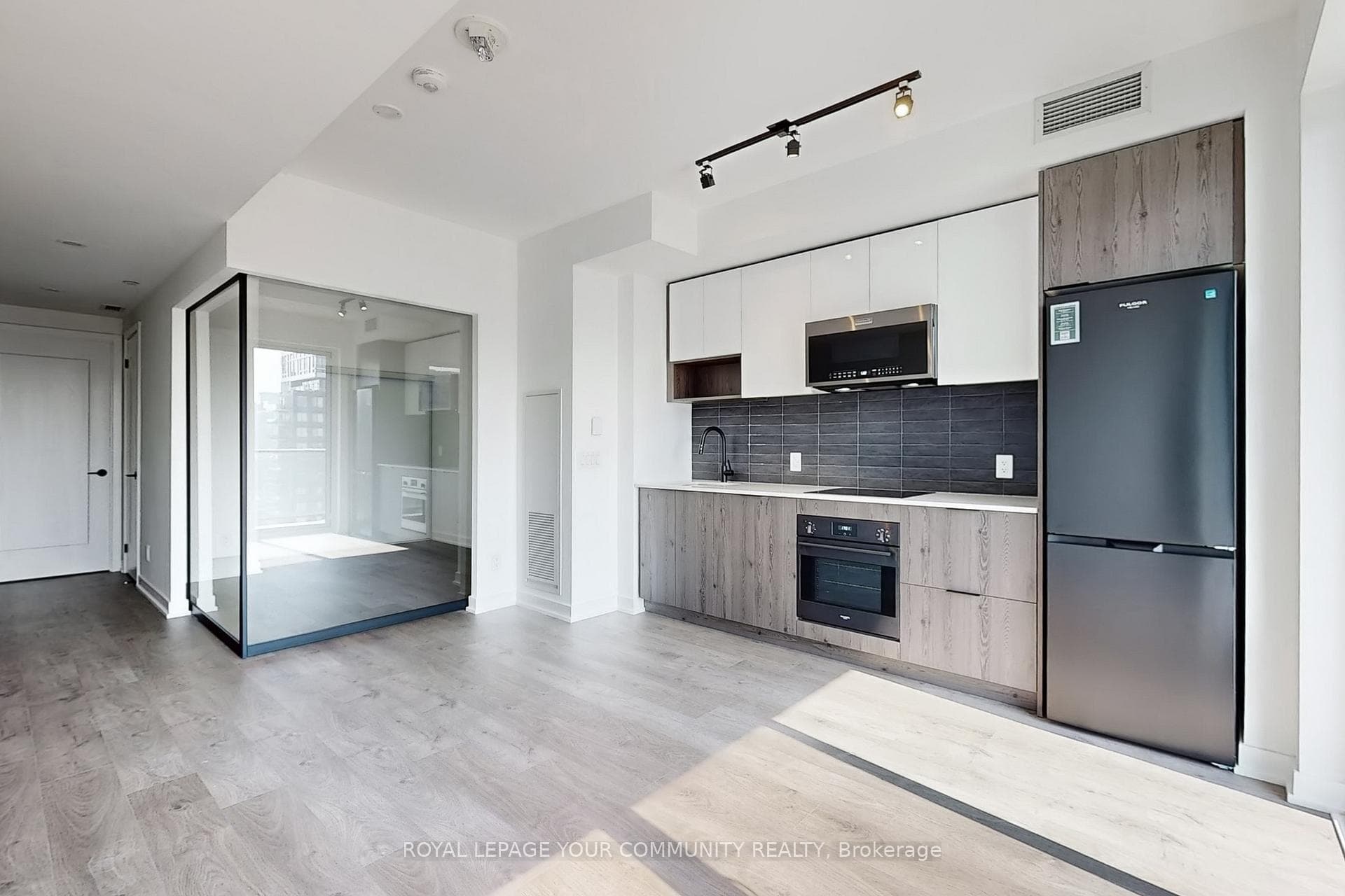 5 Defries Street Unit 2607 photo 6