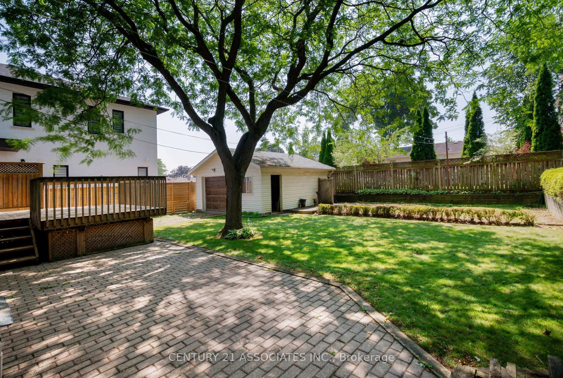 11 Drury Lane photo 31