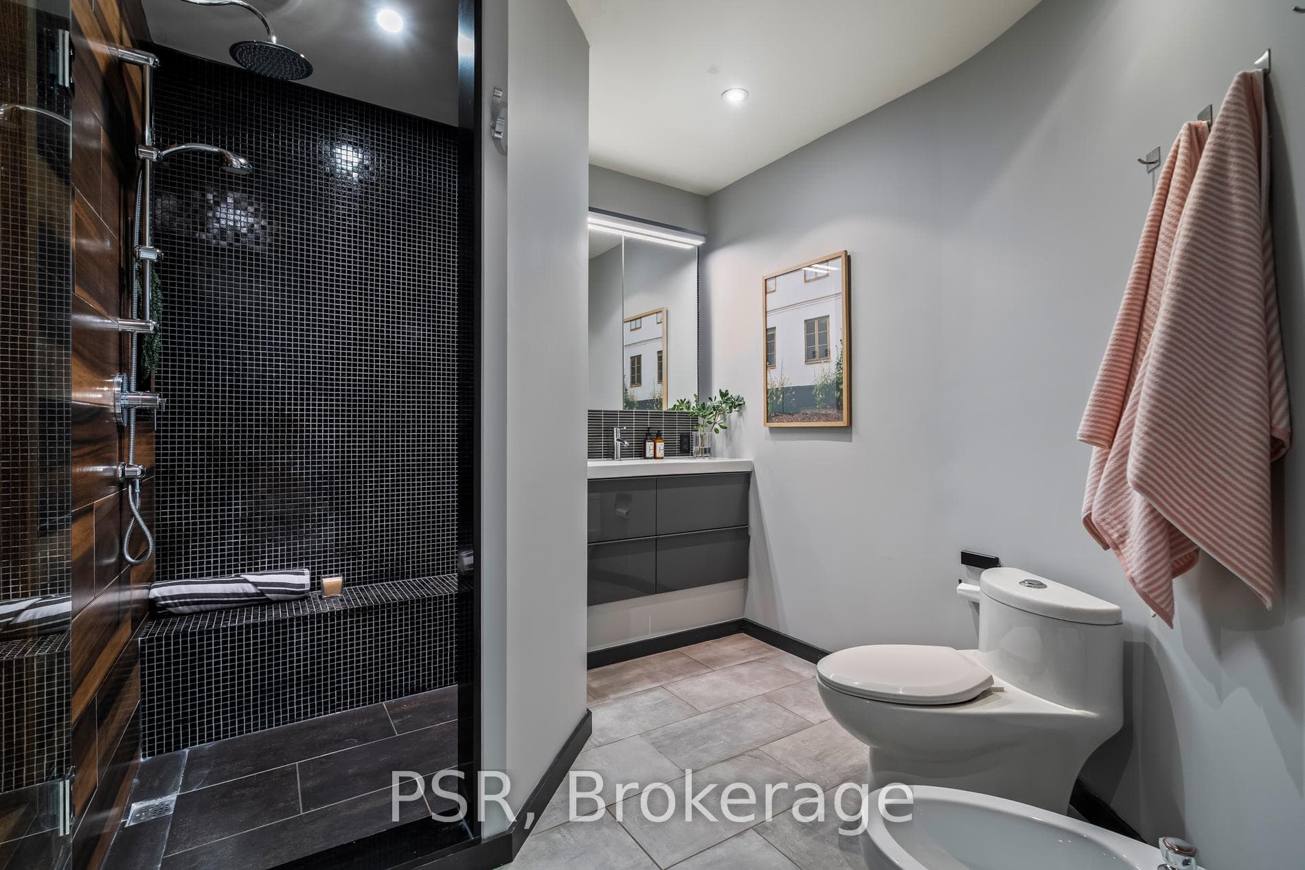 1 Columbus Avenue Unit L1 photo 36