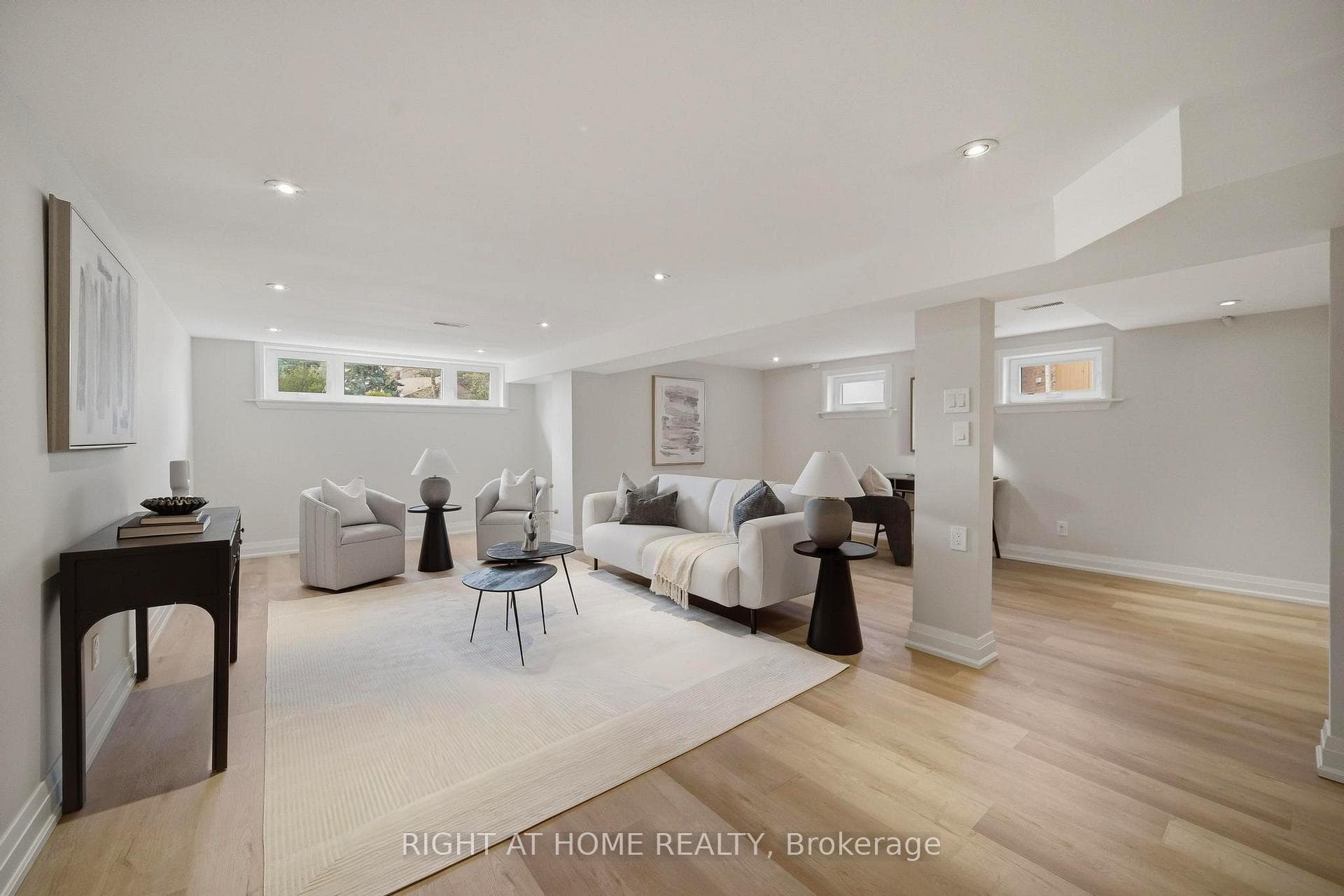 65 Vanguard Drive photo 26
