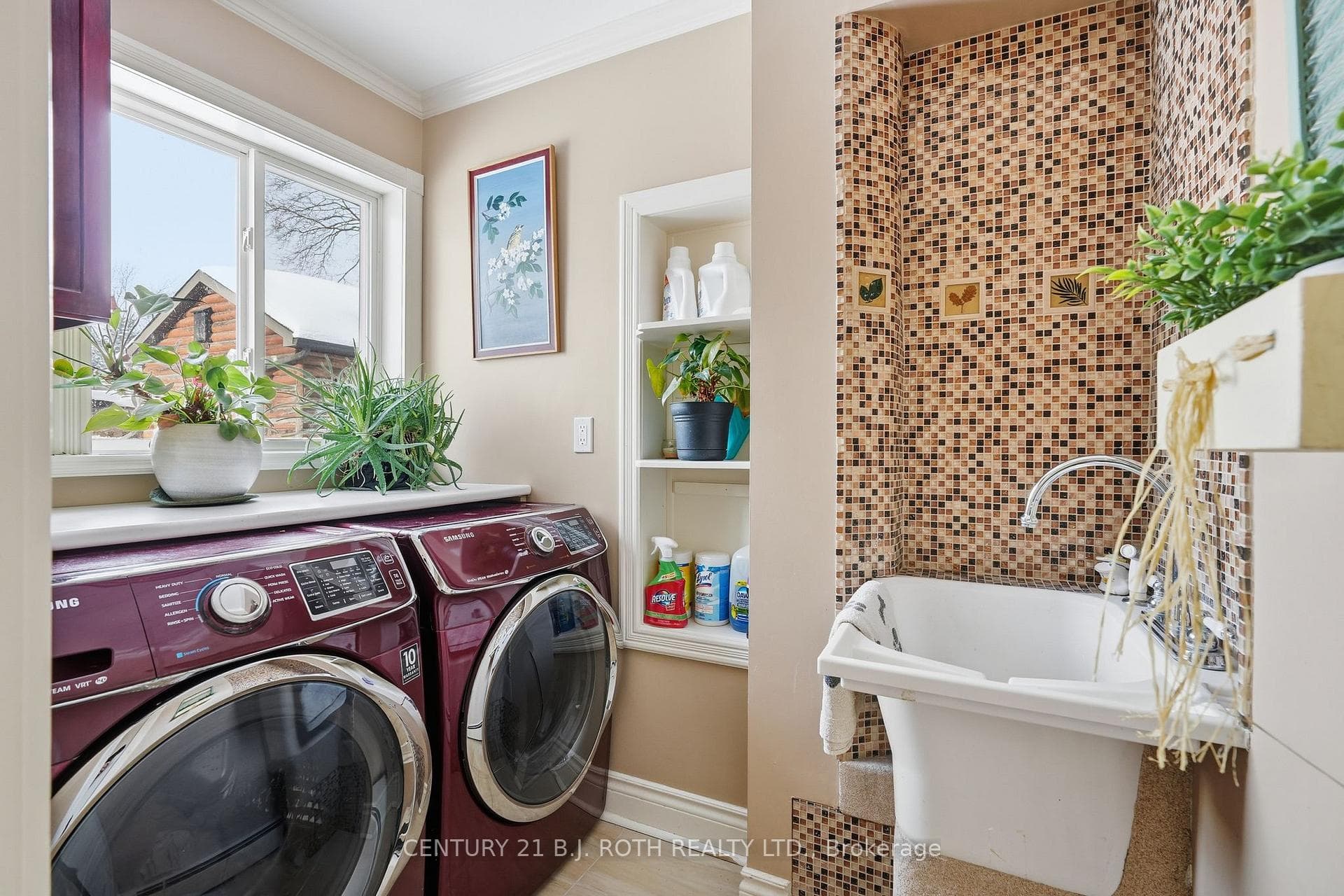 116 Burton Avenue photo 33