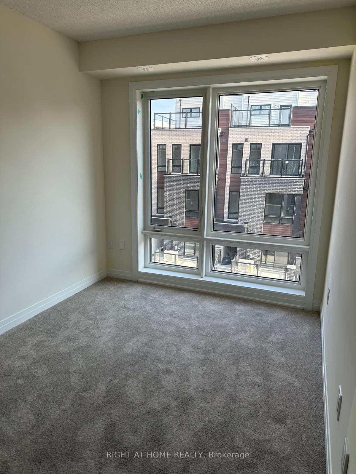 245 McLevin Avenue Unit 12 photo 6