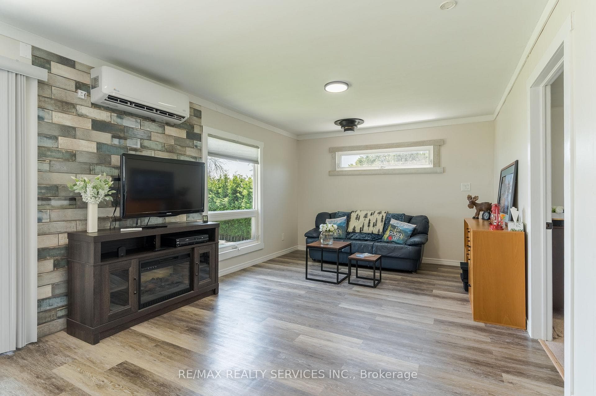 505 CATCHMORE Road photo 26