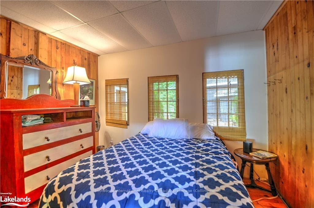 233 MIDLAND POINT Road photo 30