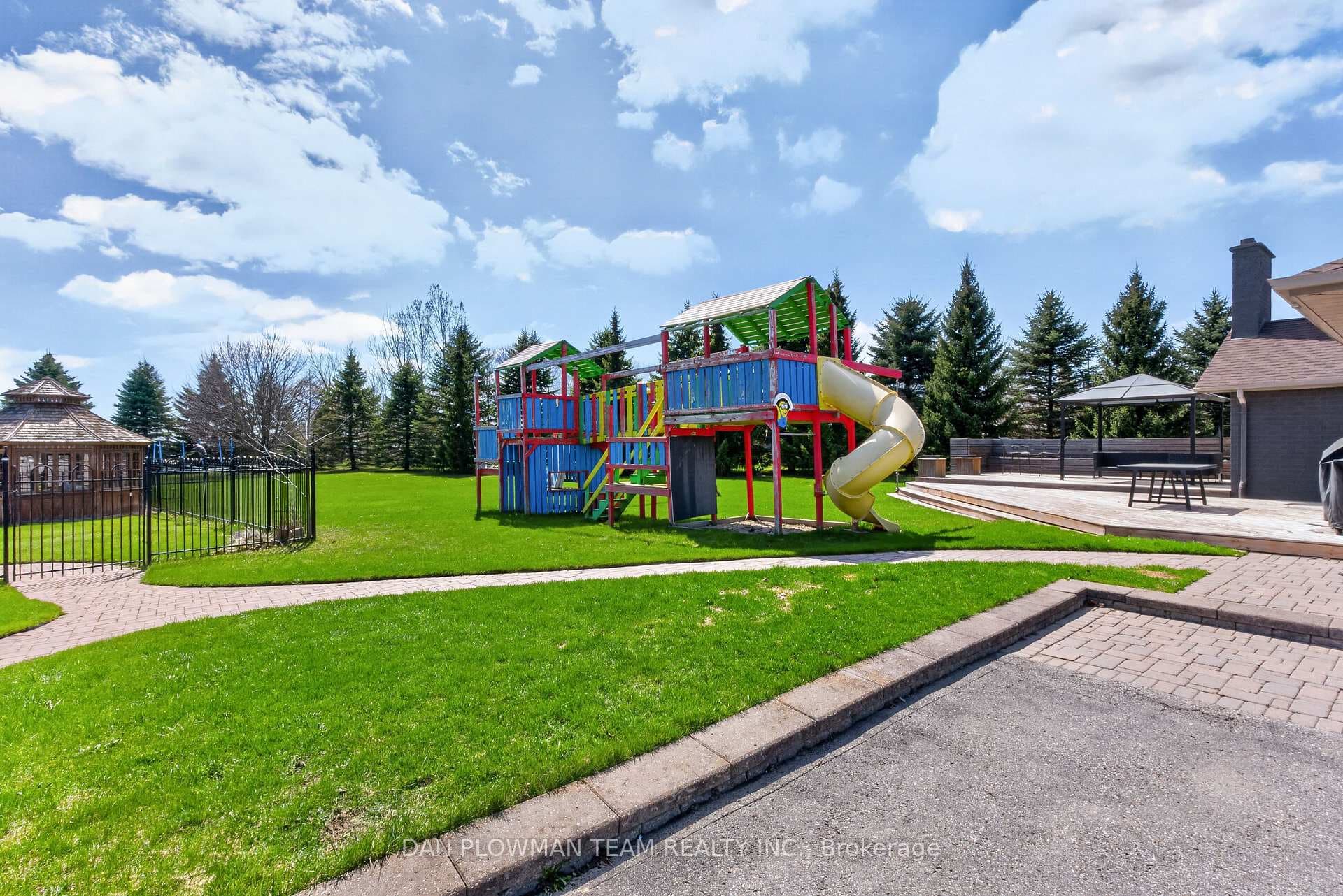 11 Steepleview Court photo 41