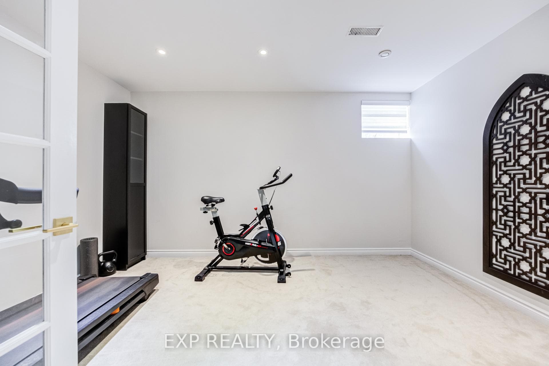 50 Stoney Creek Drive photo 41