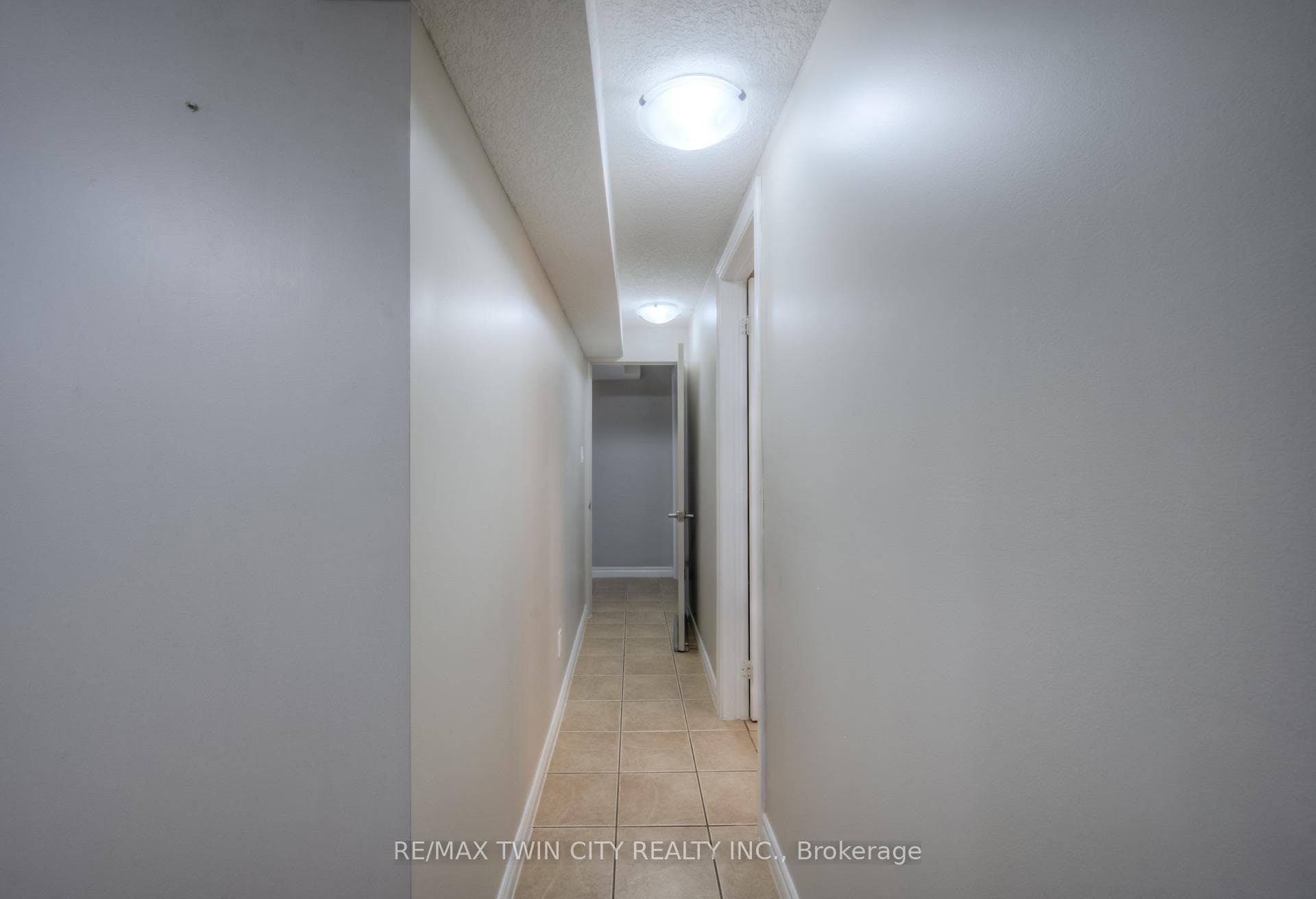 6 Bakersfield Drive photo 21
