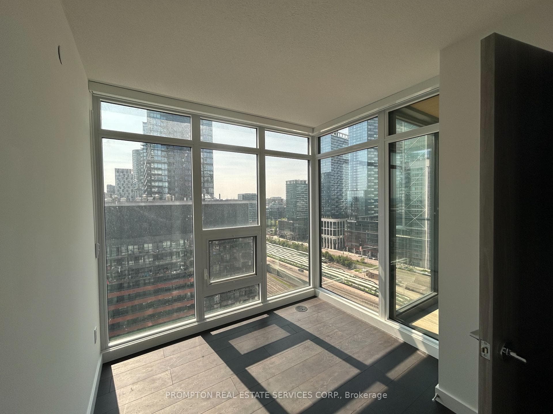 3 Concord Cityplace Way Unit 2103 photo 16