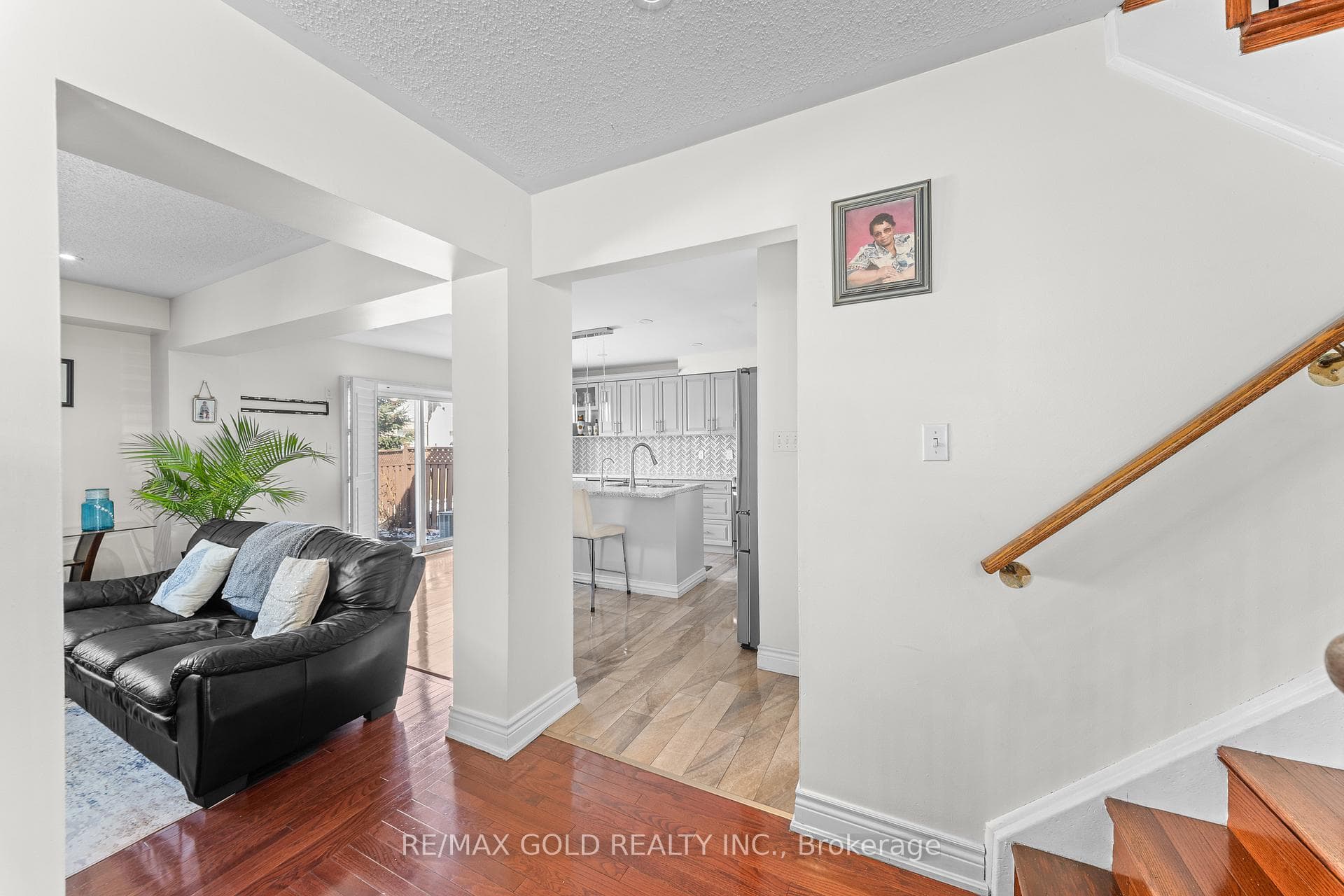 53 Linderwood Drive photo 9