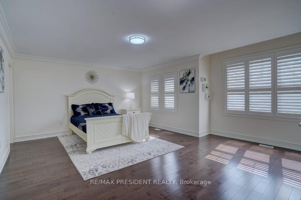 14 Burlwood Road photo 27