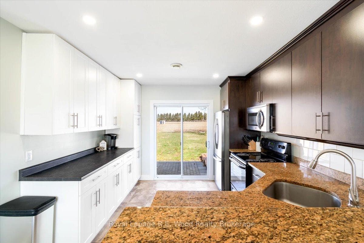 22407 Creek Road photo 16