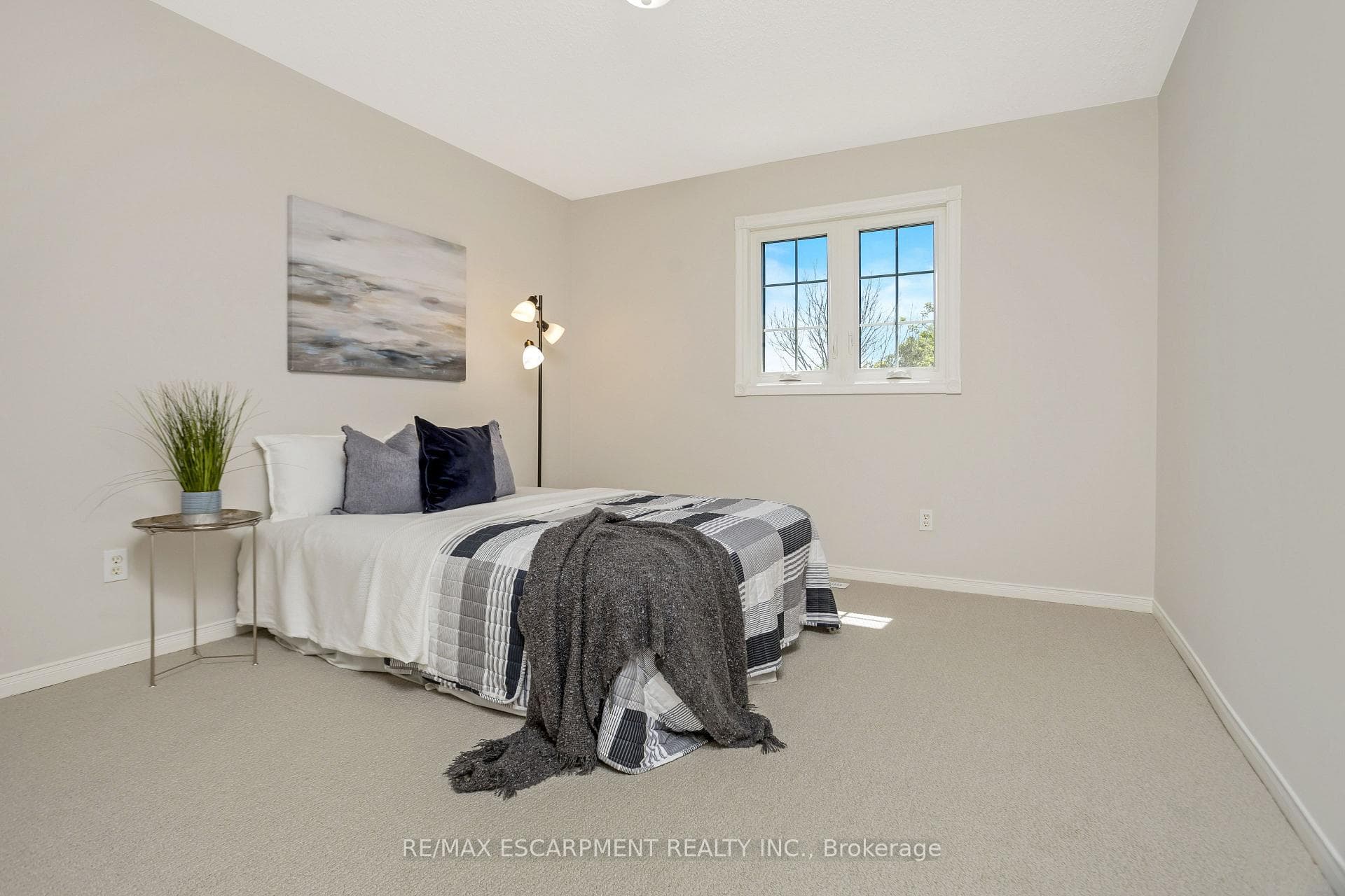 151 Academy Place photo 23