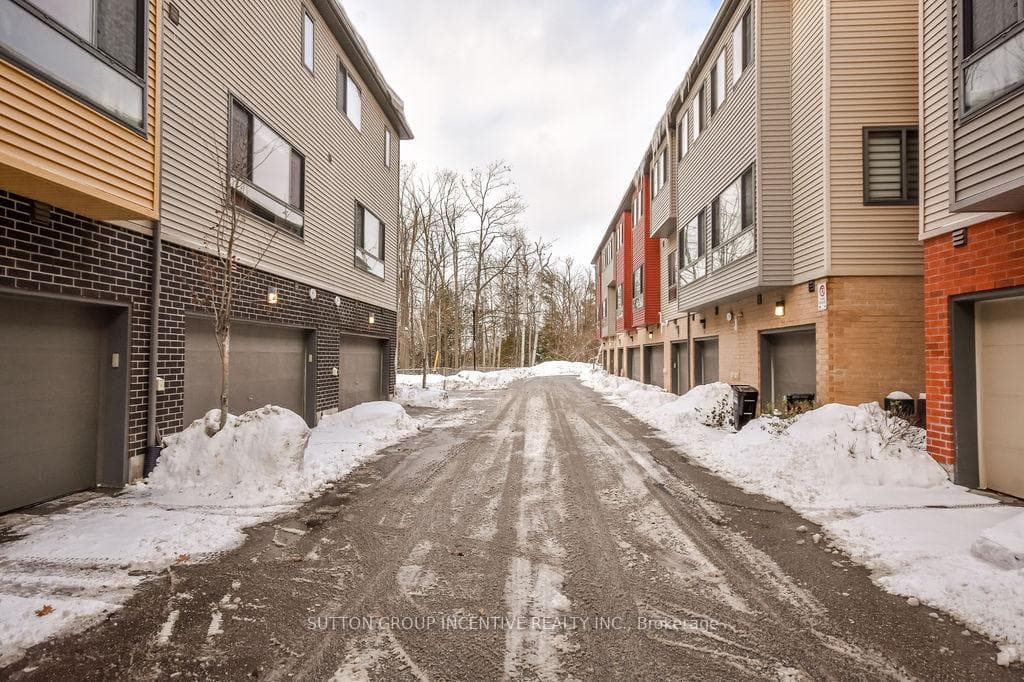 369 Essa Road Unit 41 photo 6