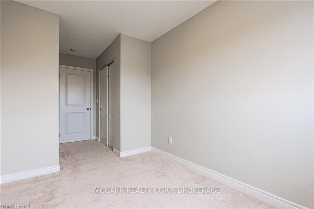 103 ENDICOTT Terrace photo 21