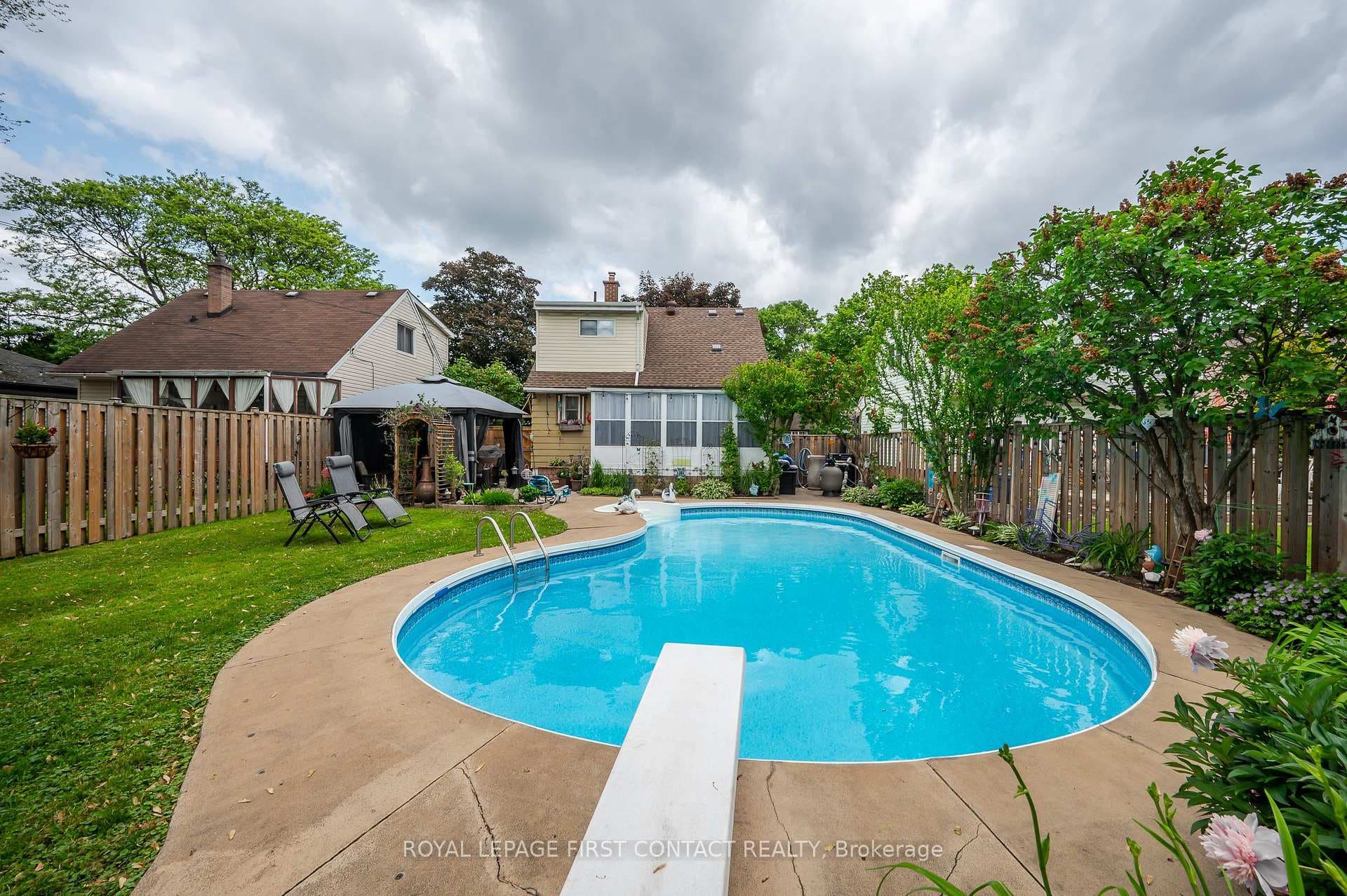 164 Adair Avenue photo 25