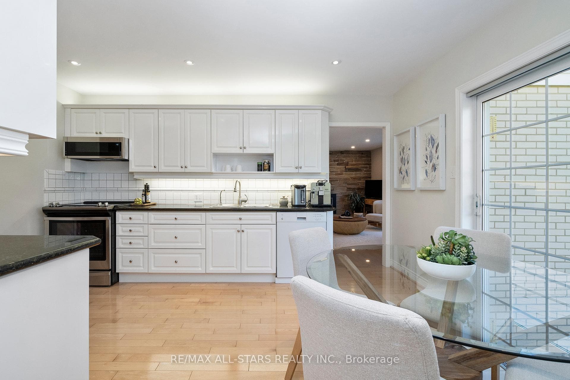 18 Squire Bakers Lane photo 7